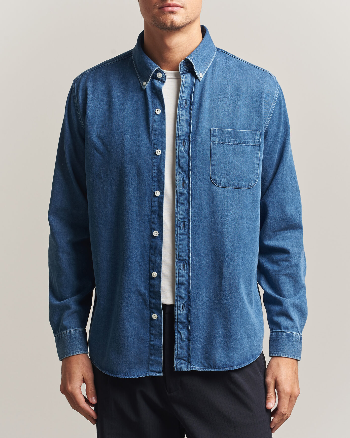 Heren | Overhemden | A Day's March | Original Button Down Denim Shirt Mid Blue