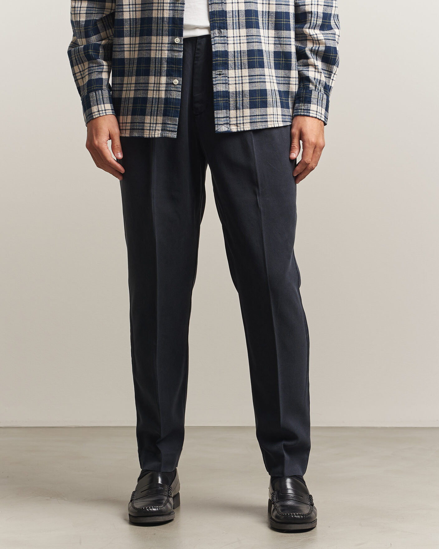 Heren | Broeken | A Day's March | Smart Lyocell Trousers Navy