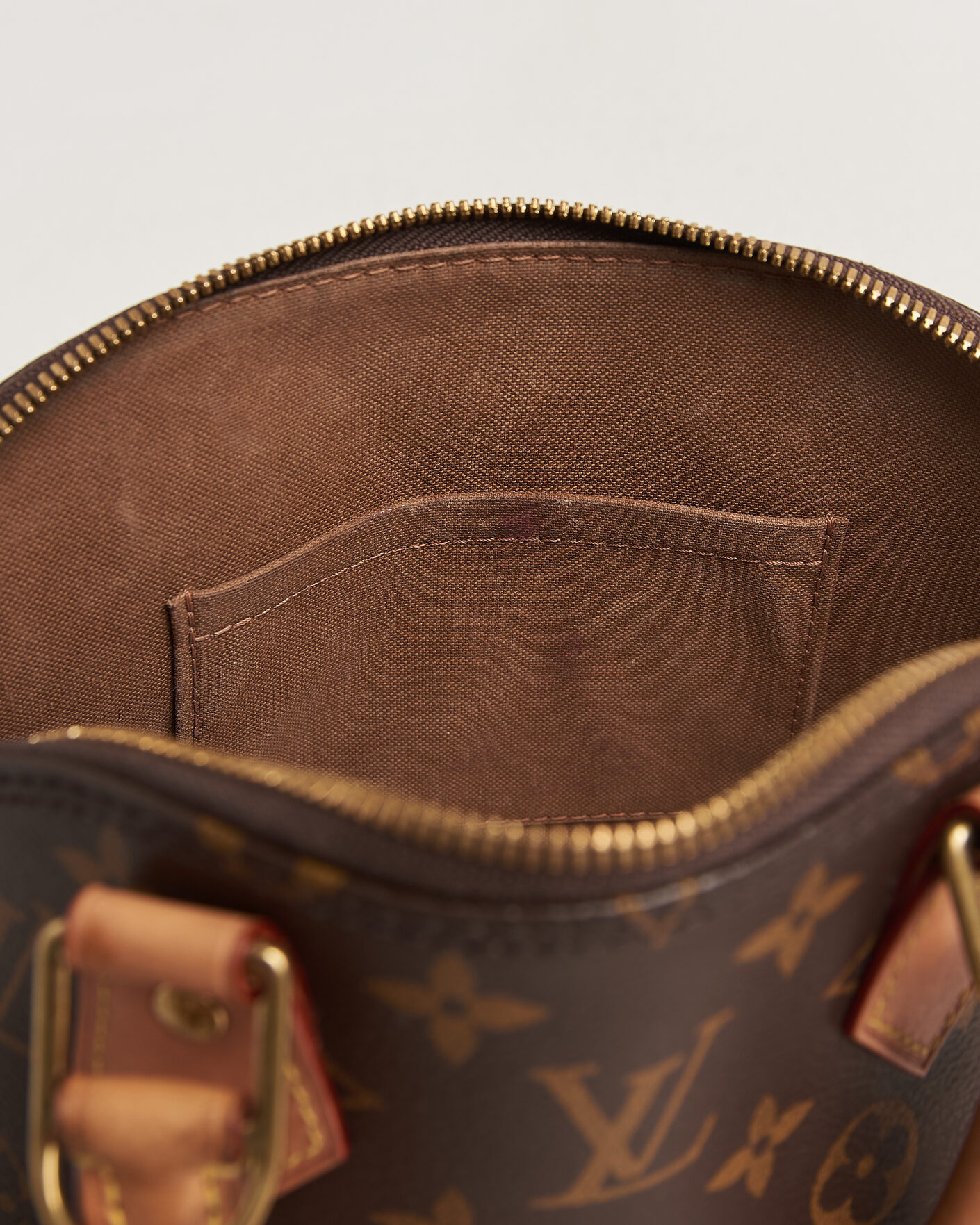 Heren | Pre-Owned & Vintage Bags | Louis Vuitton Pre-Owned | Alma BB Monogram