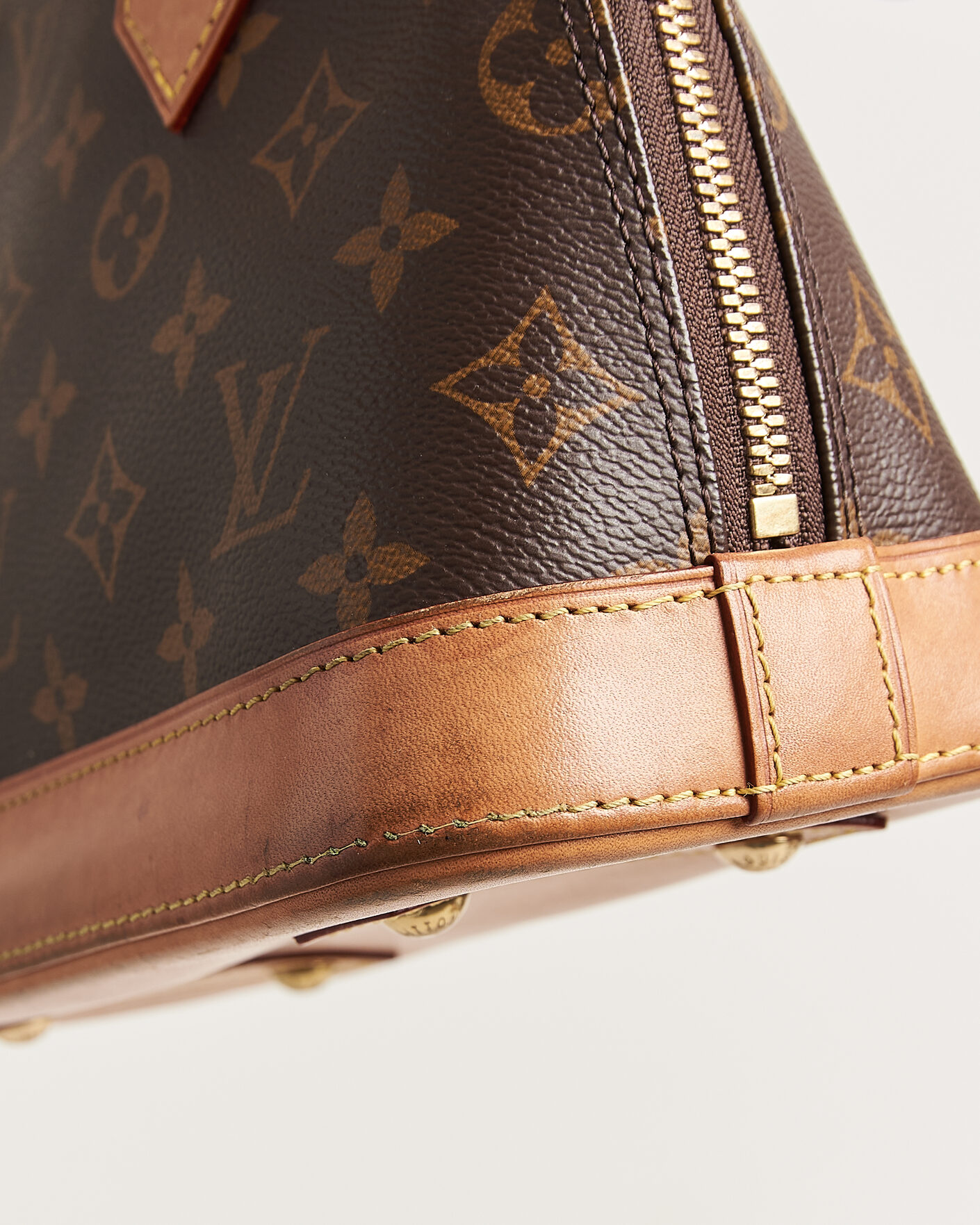 Heren | Pre-Owned & Vintage Bags | Louis Vuitton Pre-Owned | Alma BB Monogram