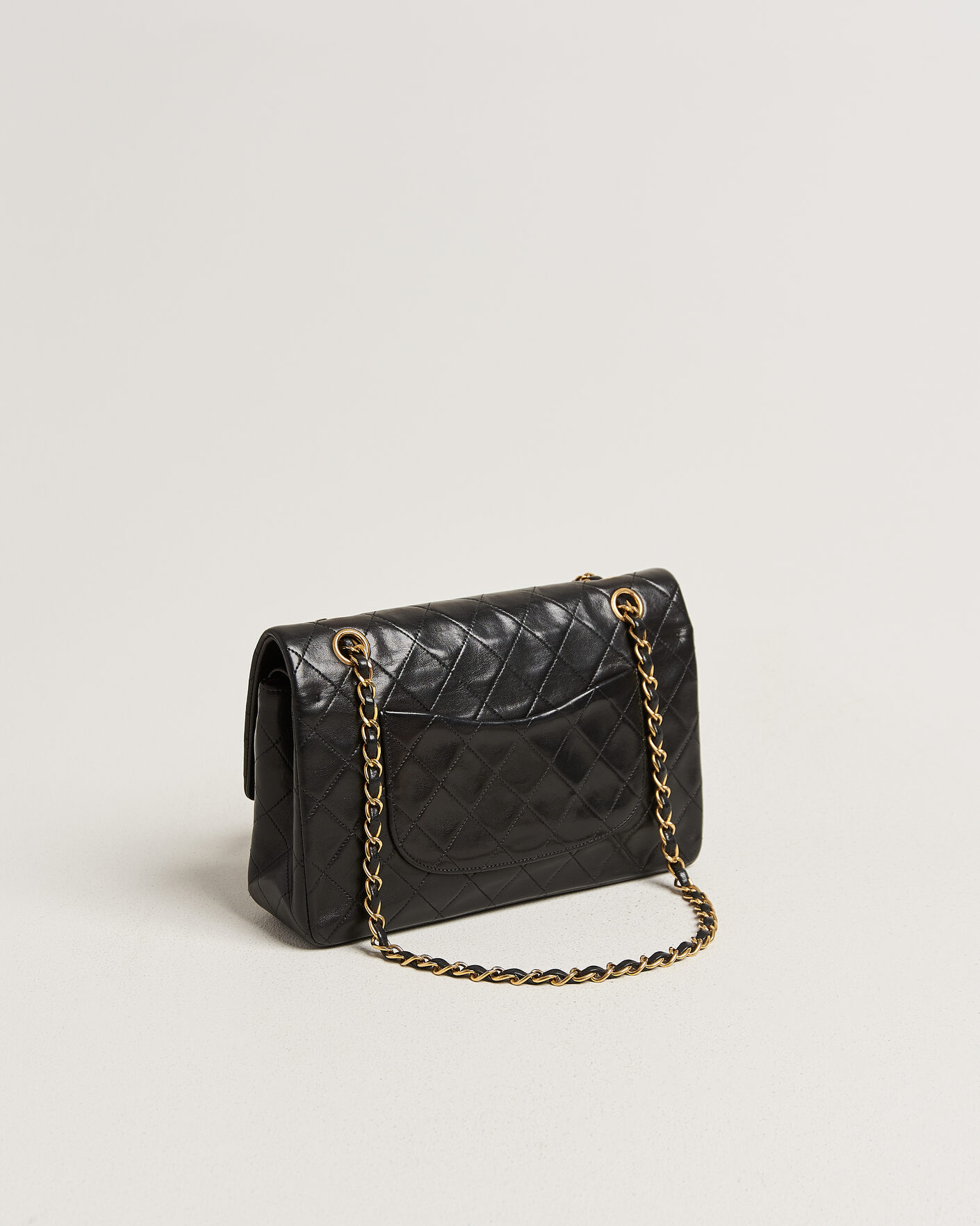 Heren | Pre-Owned & Vintage Bags | Chanel Pre-Owned | Classic Medium Double Flap Bag Lambskin Black