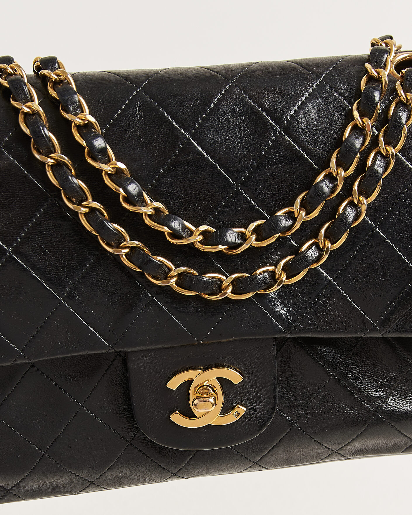 Heren | Pre-Owned & Vintage Bags | Chanel Pre-Owned | Classic Medium Double Flap Bag Lambskin Black