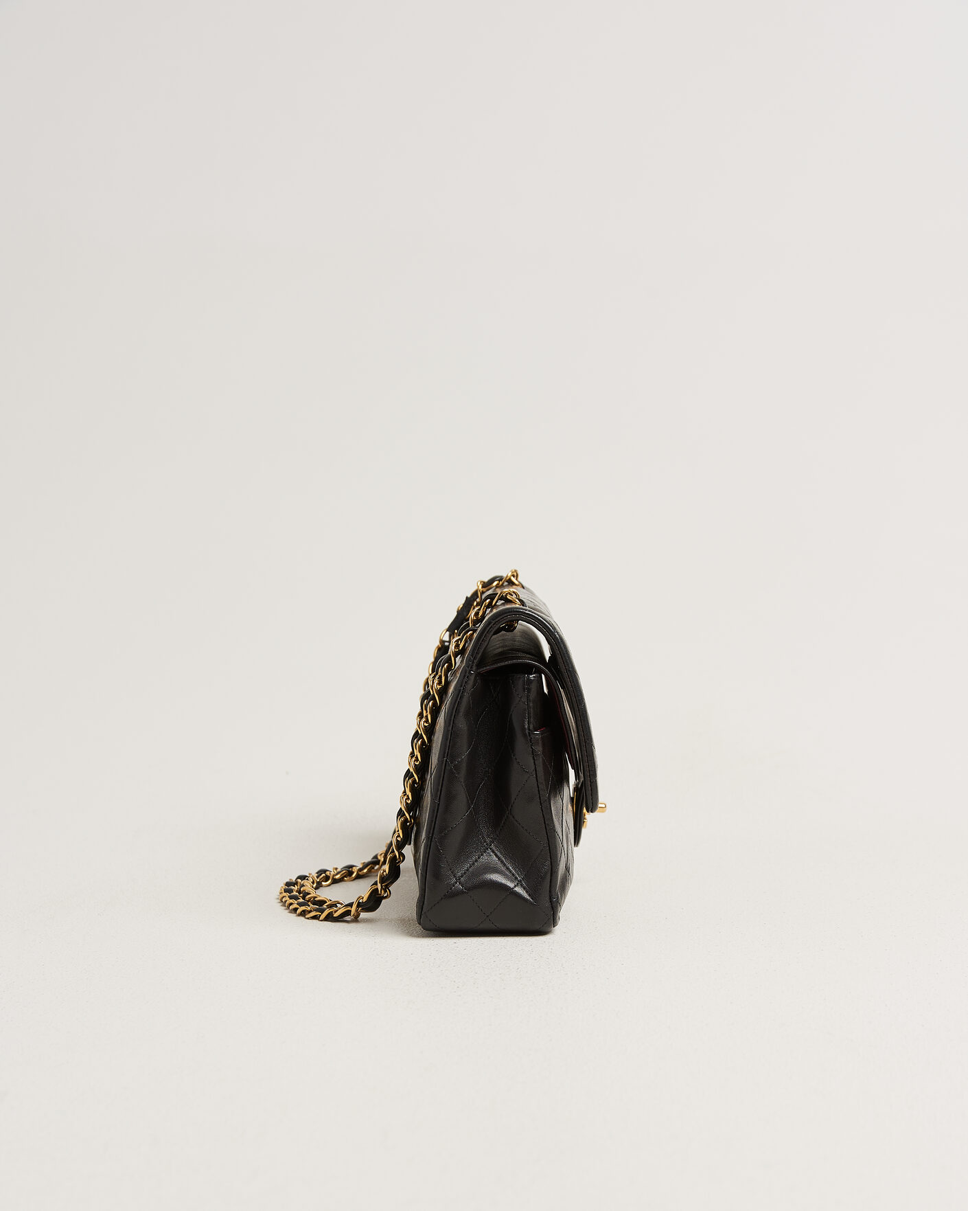 Heren | Pre-Owned & Vintage Bags | Chanel Pre-Owned | Classic Medium Double Flap Bag Lambskin Black