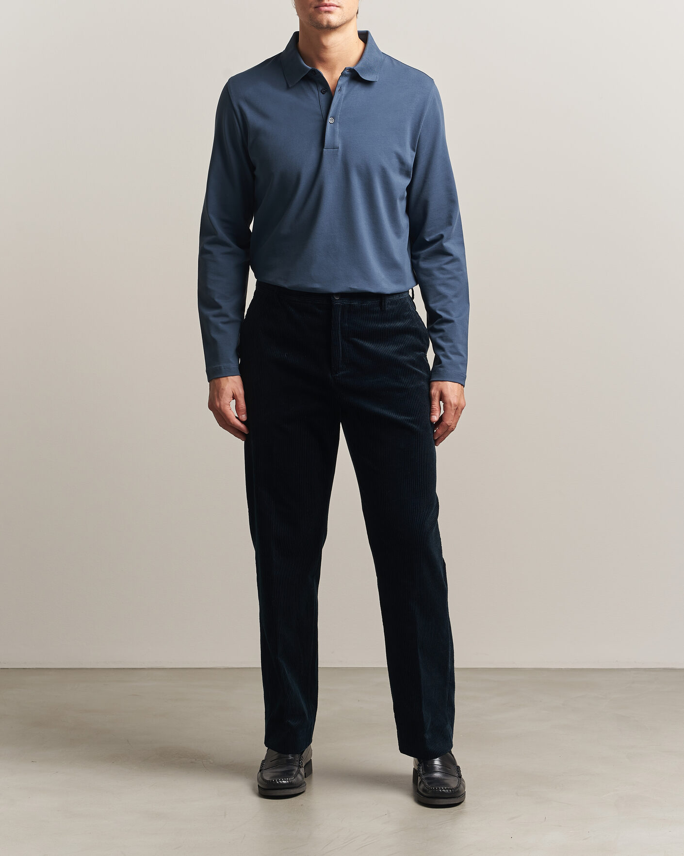 Heren | Broeken | Filippa K | Julian Corduroy Chino Trousers Dark Navy