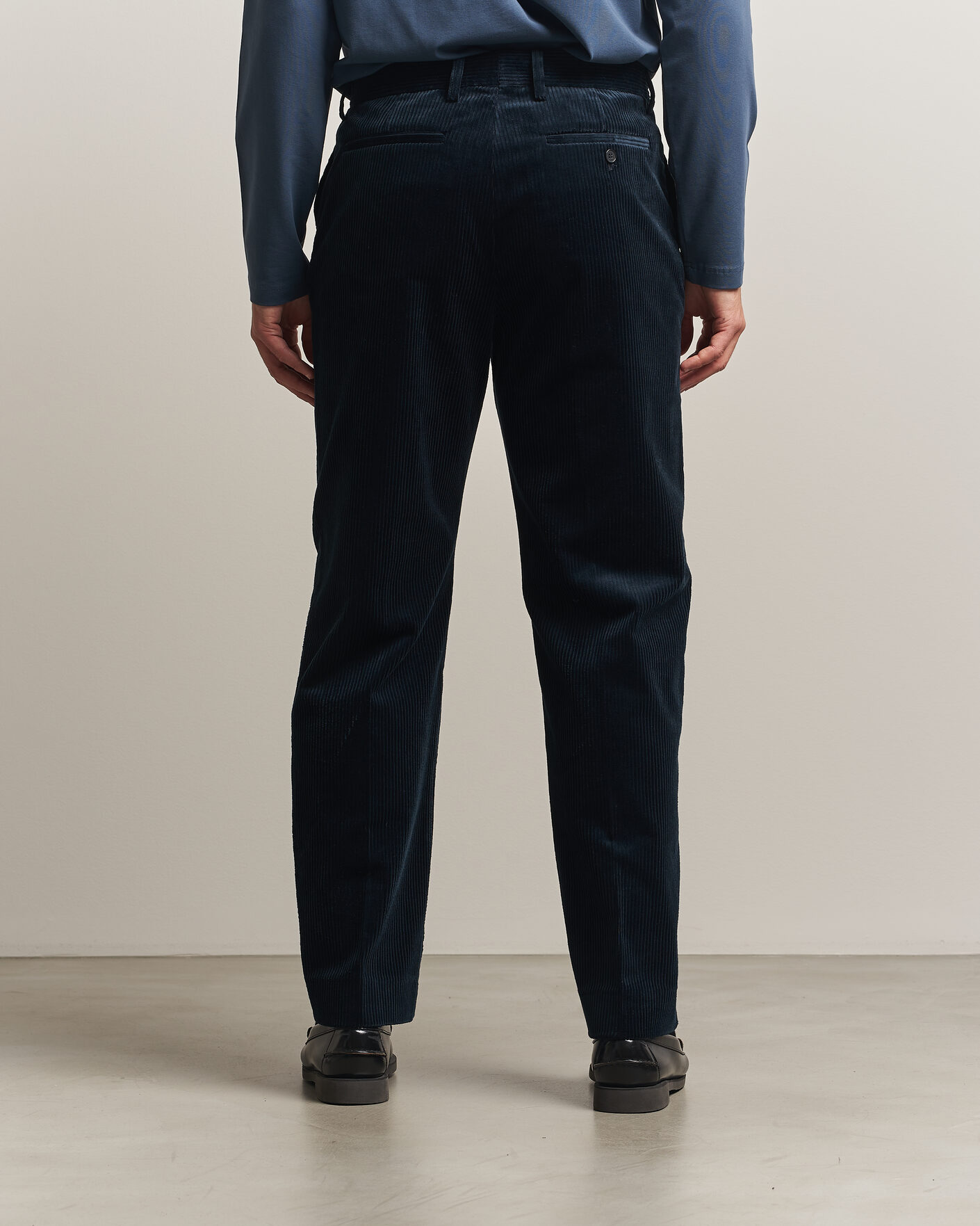 Heren | Broeken | Filippa K | Julian Corduroy Chino Trousers Dark Navy