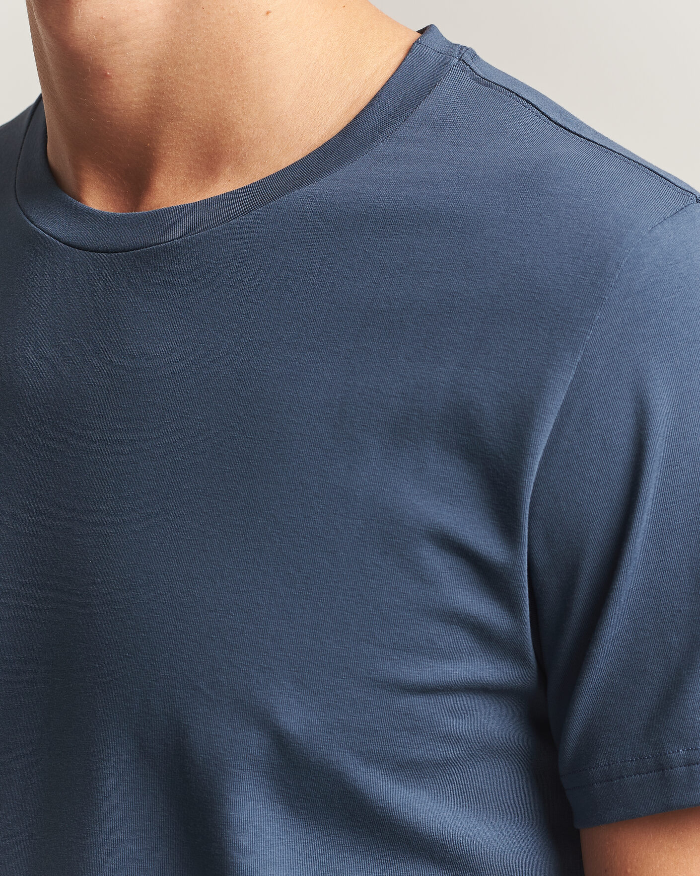 Heren | T-shirts | Filippa K | Soft Lycra T-Shirt Stone Blue