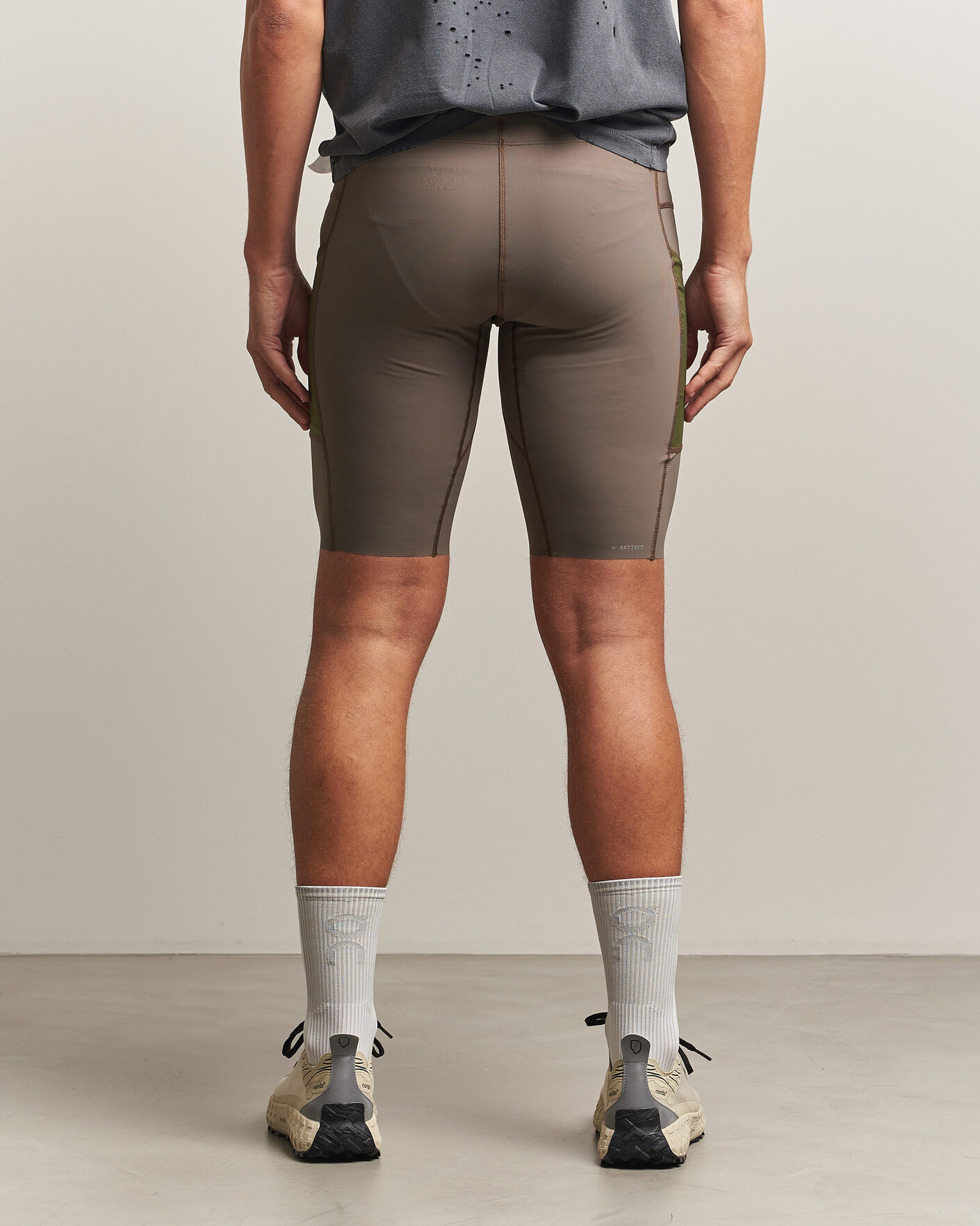 Heren | Korte broek | Satisfy | TechSilk Evo 9 Inch Half Tights Dark Natural