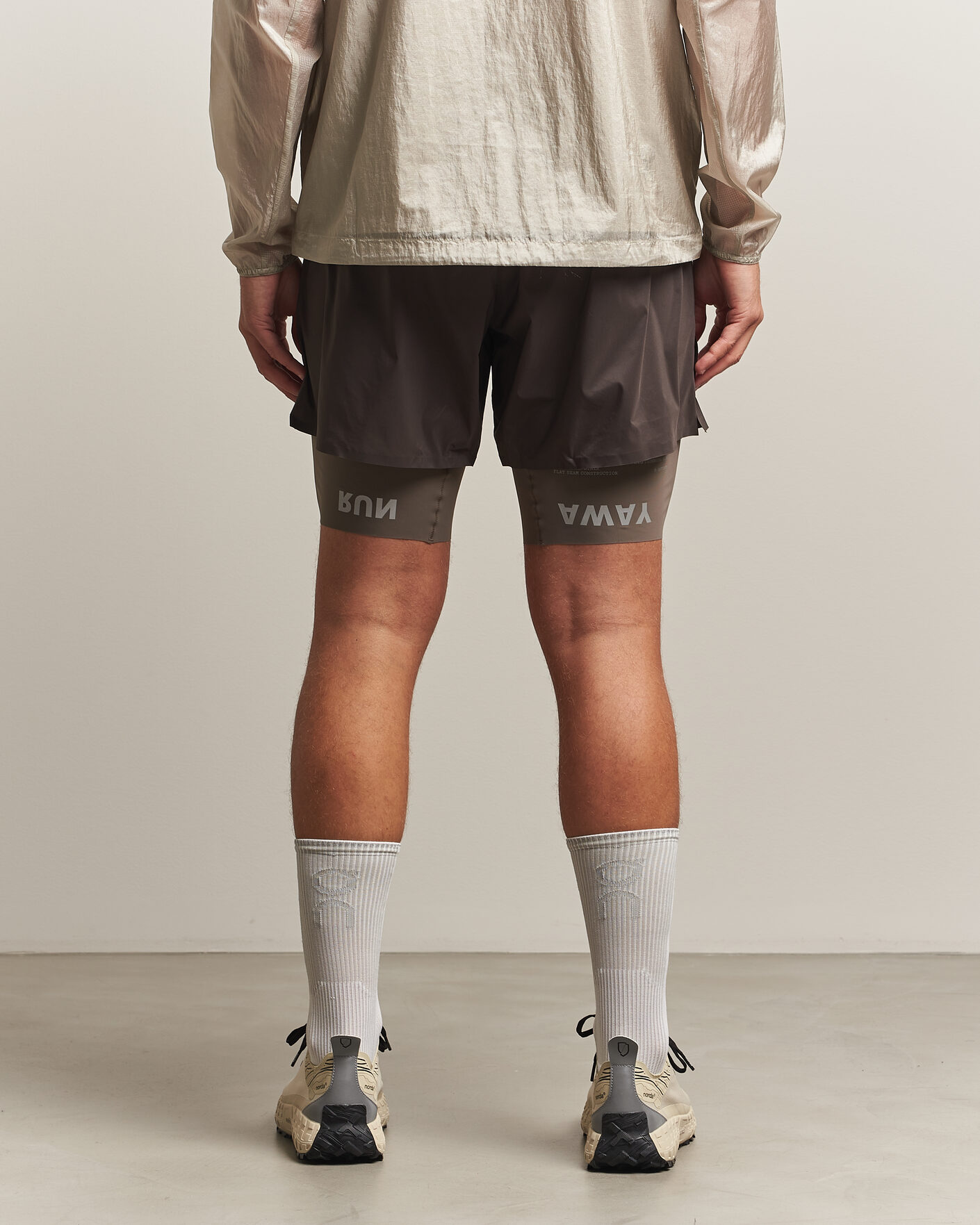 Heren | Korte broek | Satisfy | TechSilk 8 Inch Shorts Quicksand