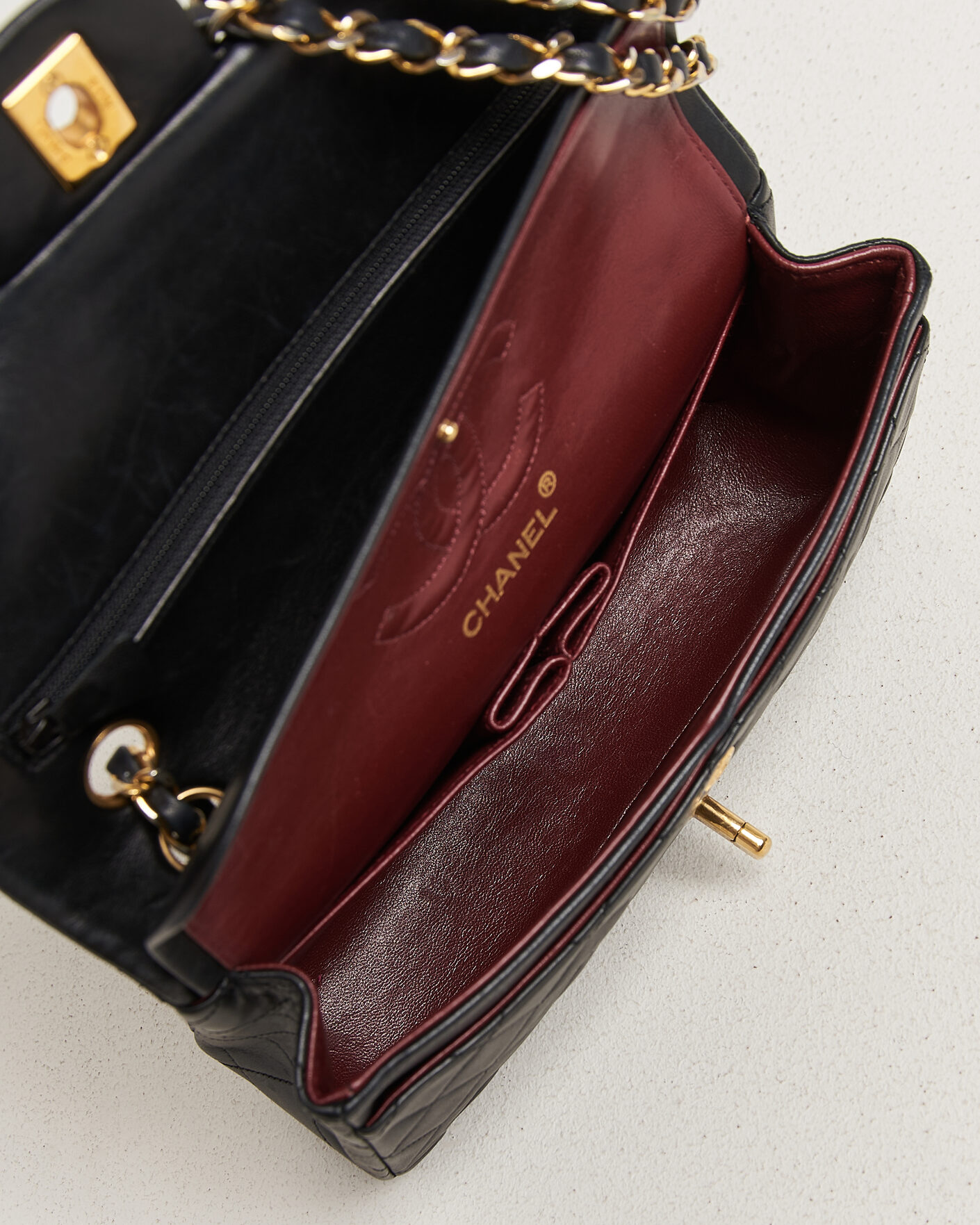 Heren | Pre-Owned & Vintage Bags | Chanel Pre-Owned | Classic Small Double Flap Bag Lambskin Black