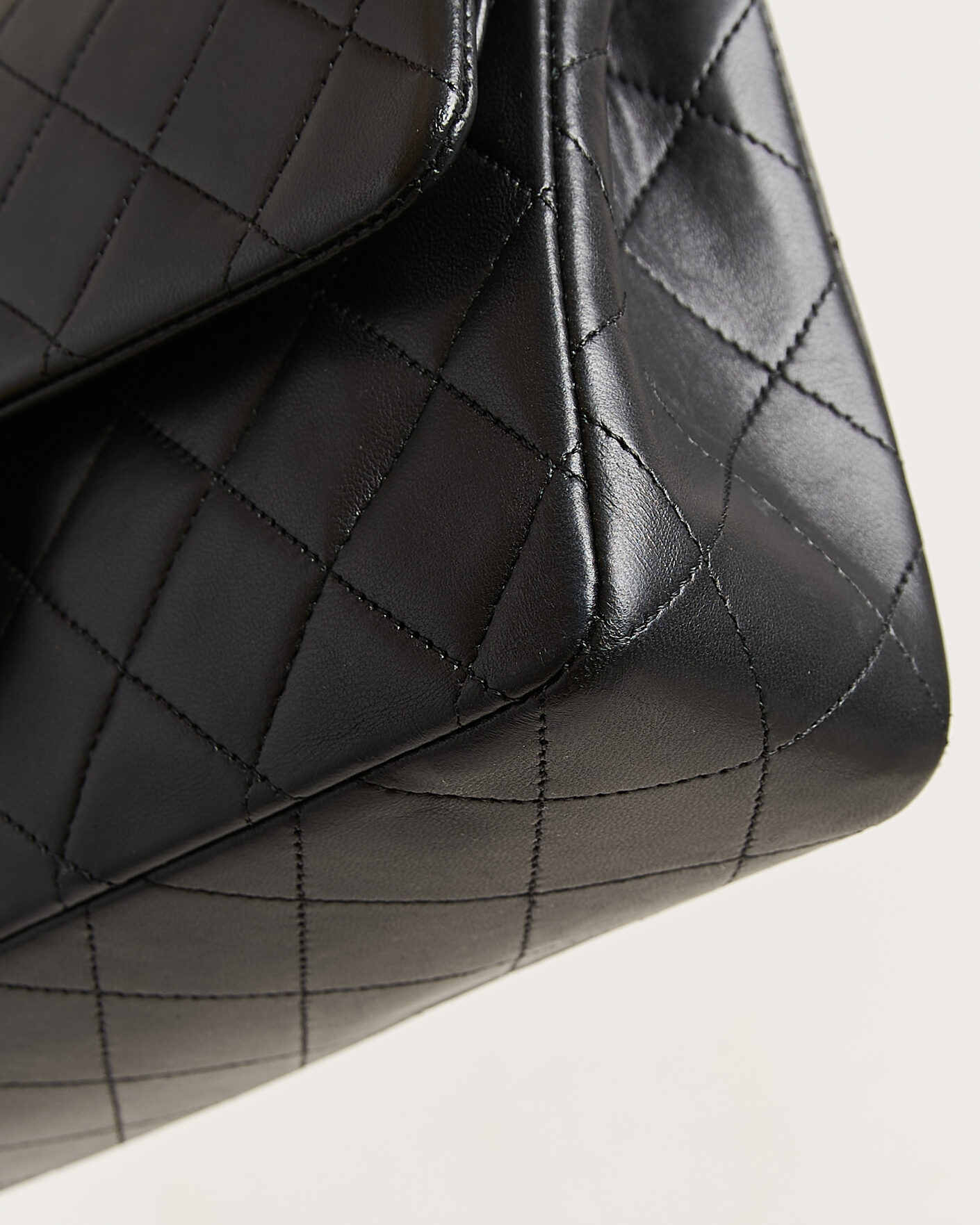 Heren | Pre-Owned & Vintage Bags | Chanel Pre-Owned | Classic Small Double Flap Bag Lambskin Black