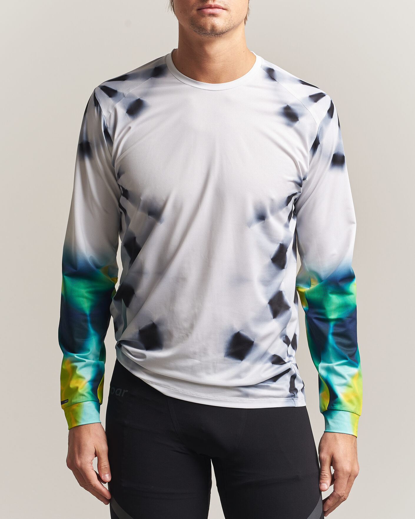 Heren | T-shirts | SOAR Running | LS Printed Tech T-Shirt White/Grey