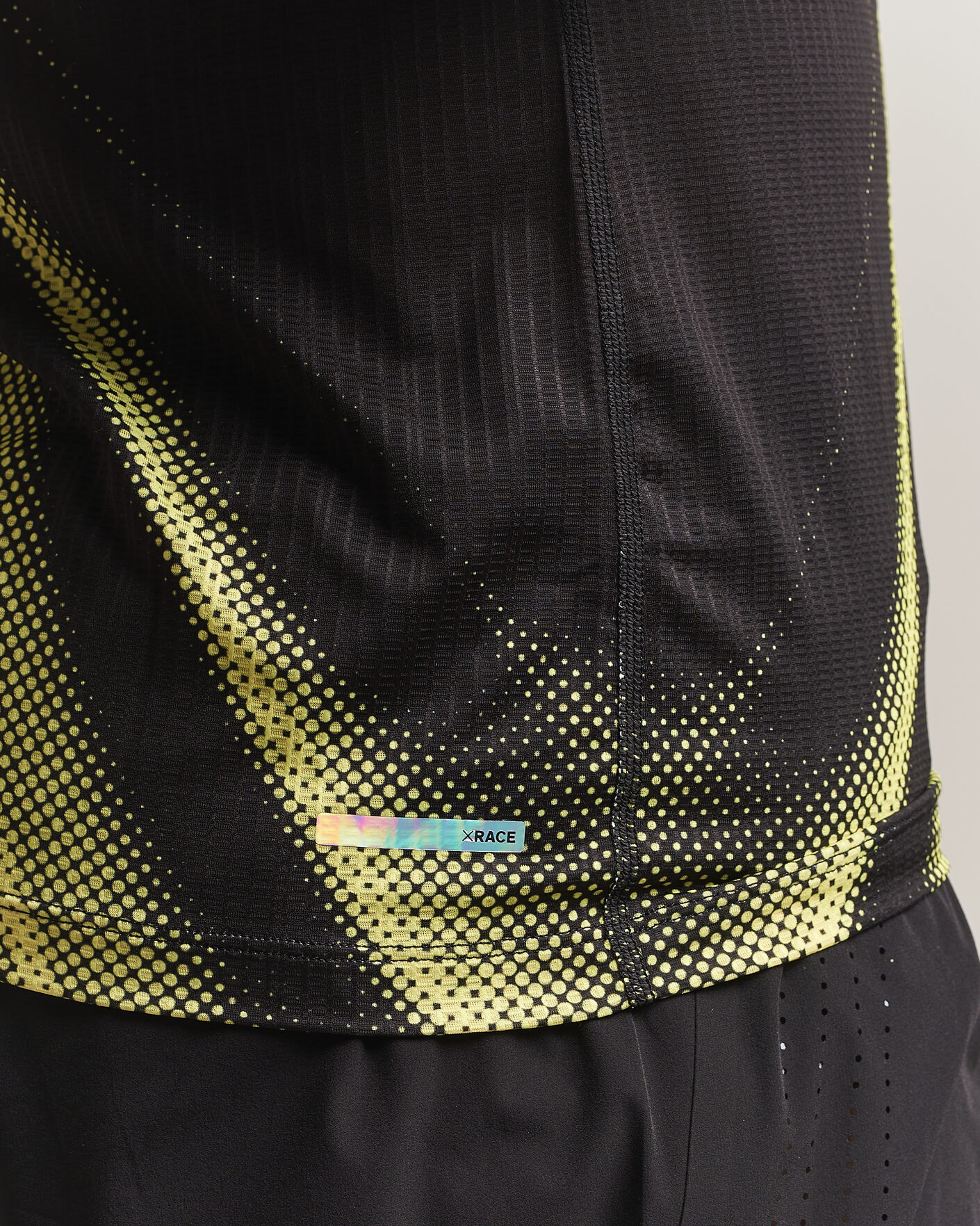 Heren | T-shirts | SOAR Running | LS Race Base Yellow/Black
