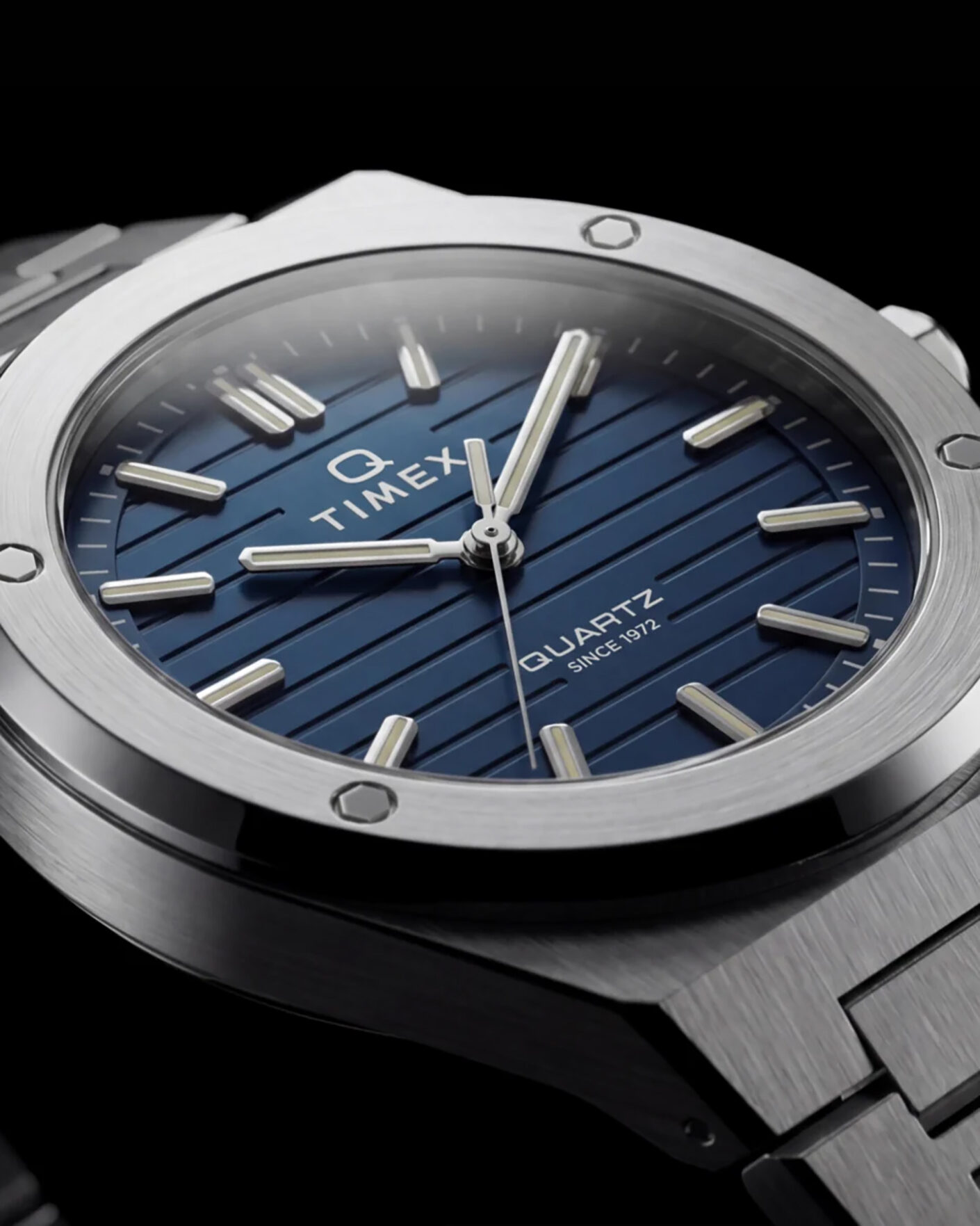 Heren | Timex Q Marbella Quartz Stainless Steel 40,5mm Blue Dial | Timex | Q Marbella Quartz Stainless Steel 40,5mm Blue Dial