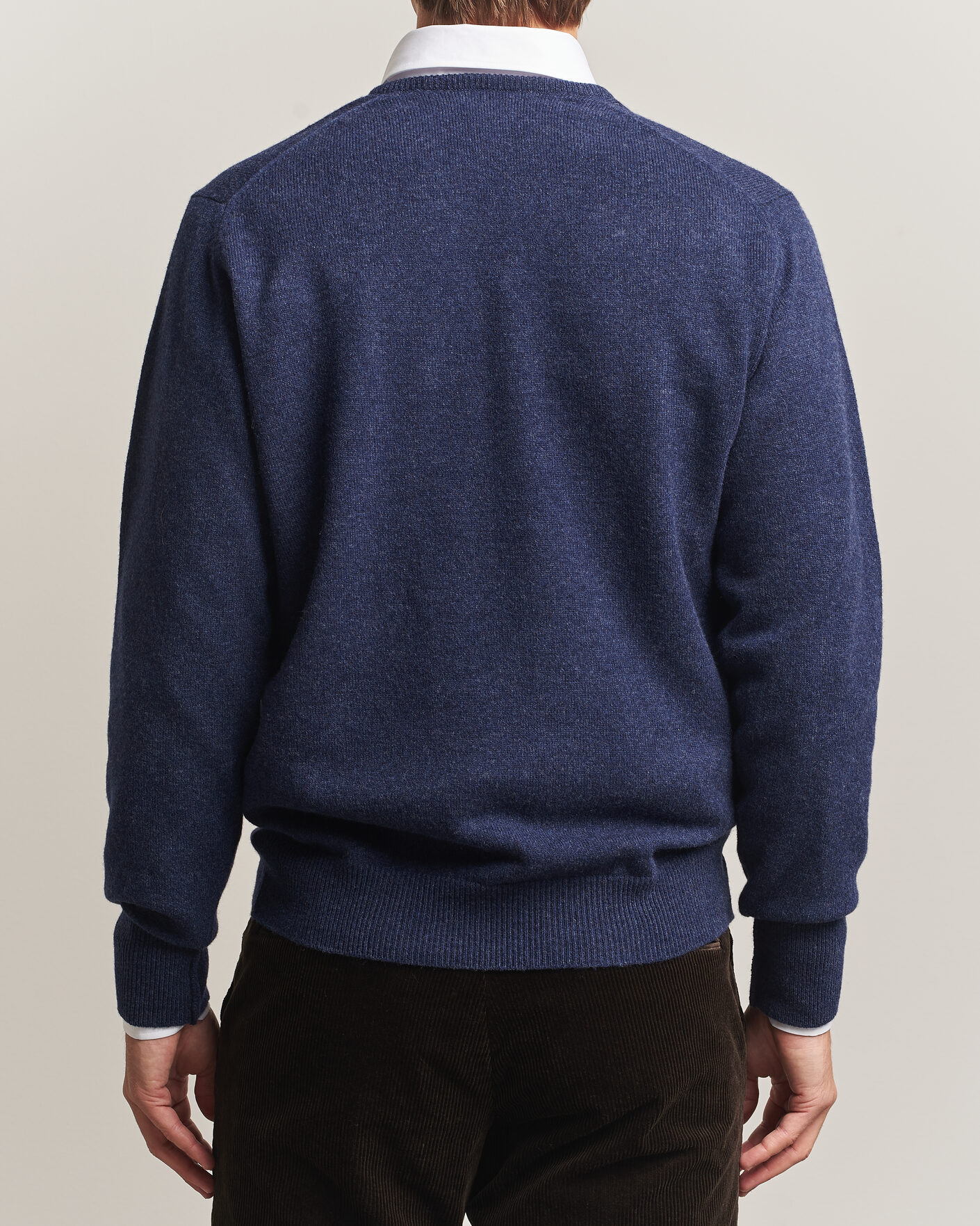 Heren | Truien | William Lockie | Rob Lambswool V-Neck Astra