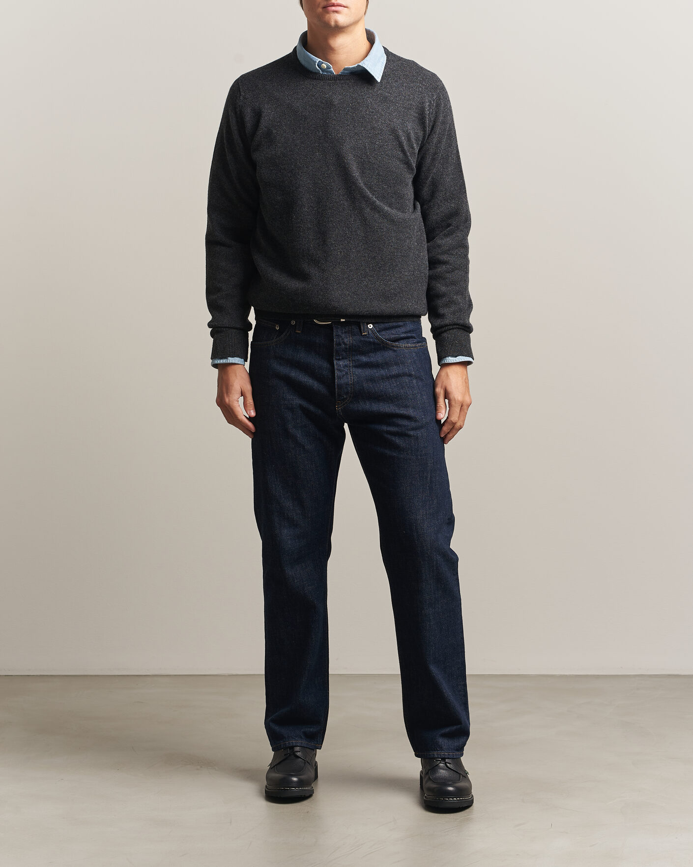 Heren | Truien | William Lockie | Rob Lambswool Crewneck Charcoal