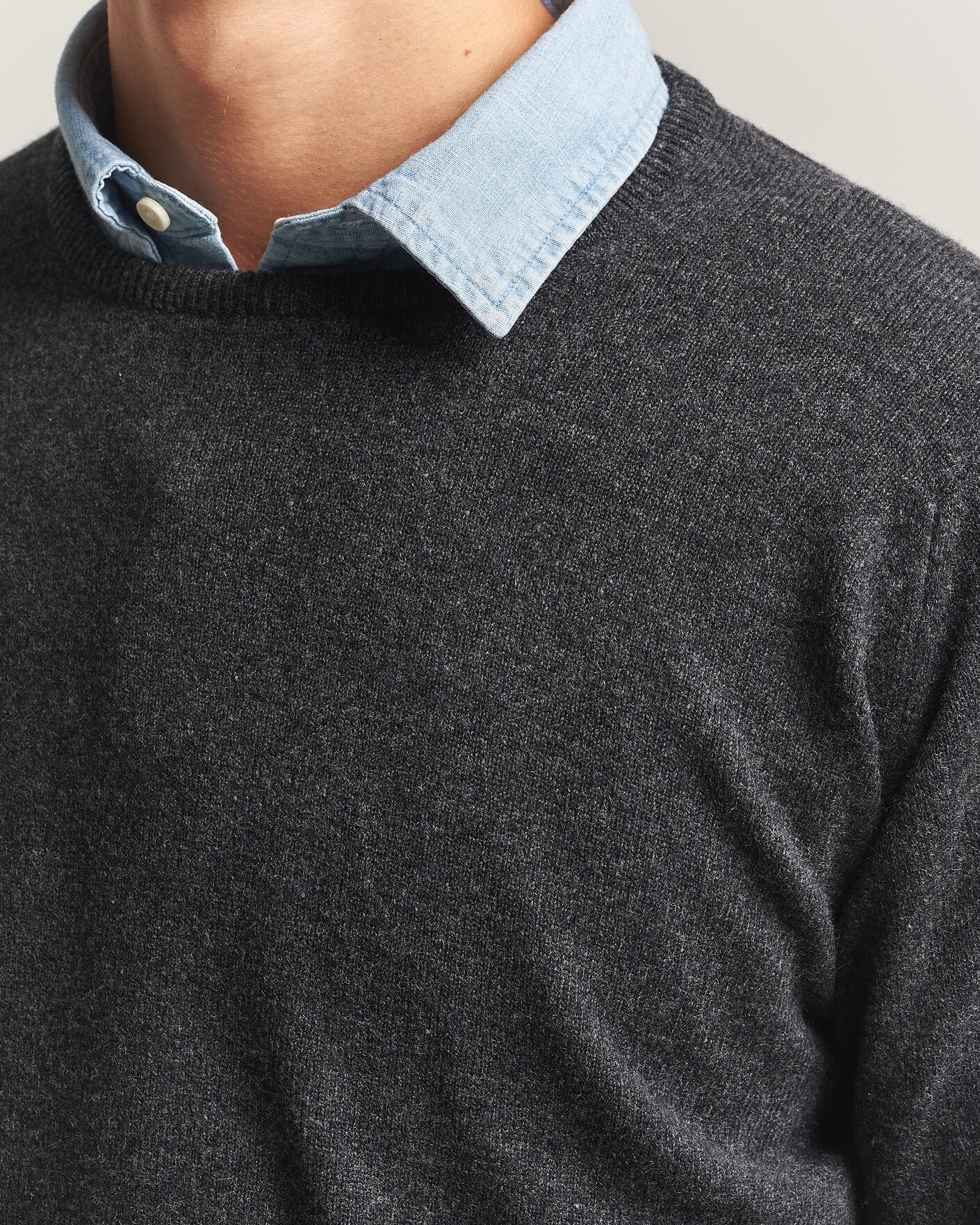 Heren | Truien | William Lockie | Rob Lambswool Crewneck Charcoal