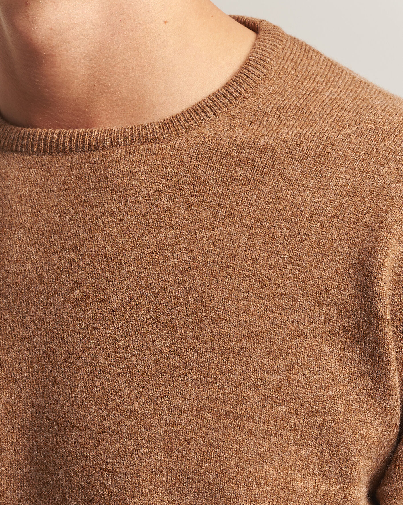 Heren | Truien | William Lockie | Rob Lambswool Crewneck Driftwood