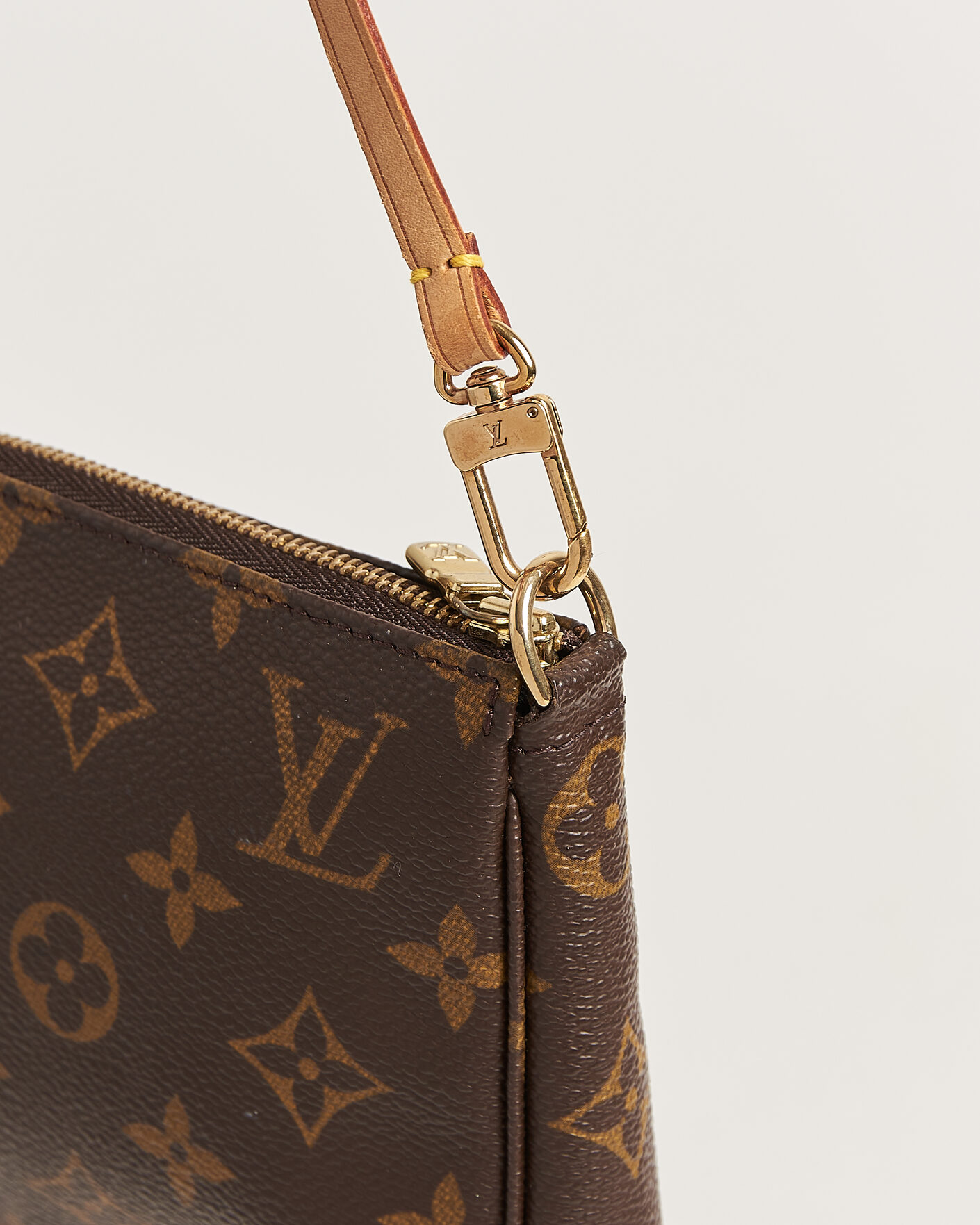 Heren | Pre-Owned & Vintage Bags | Louis Vuitton Pre-Owned | Pochette Accessoires Monogram