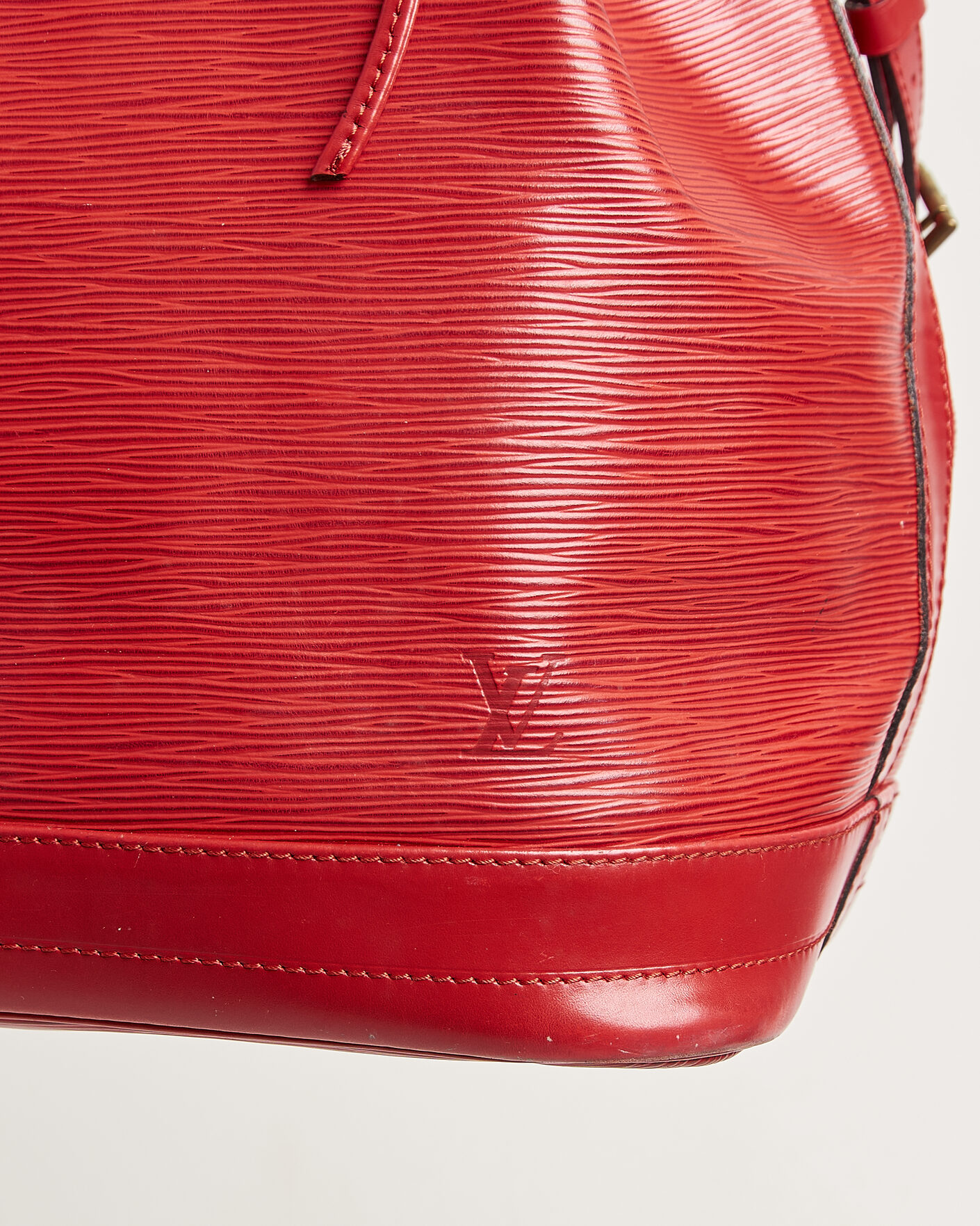 Heren | Pre-Owned & Vintage Bags | Louis Vuitton Pre-Owned | Noé Epi Leather Red
