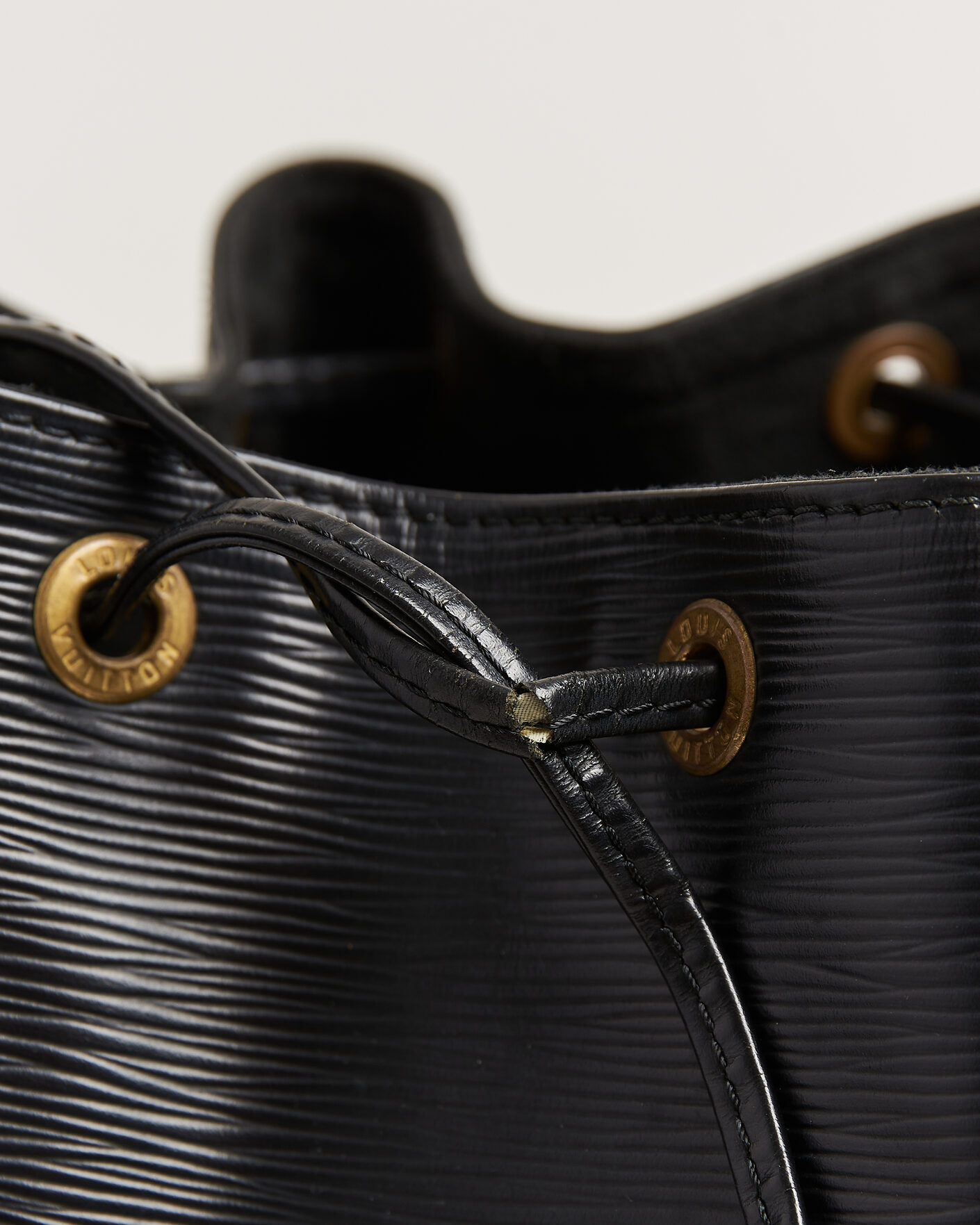 Heren | Pre-Owned & Vintage Bags | Louis Vuitton Pre-Owned | Noé Epi Leather Black