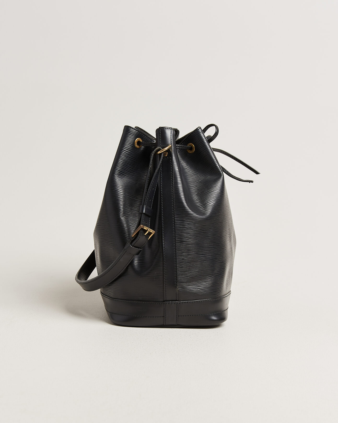 Heren | Pre-Owned & Vintage Bags | Louis Vuitton Pre-Owned | Noé Epi Leather Black