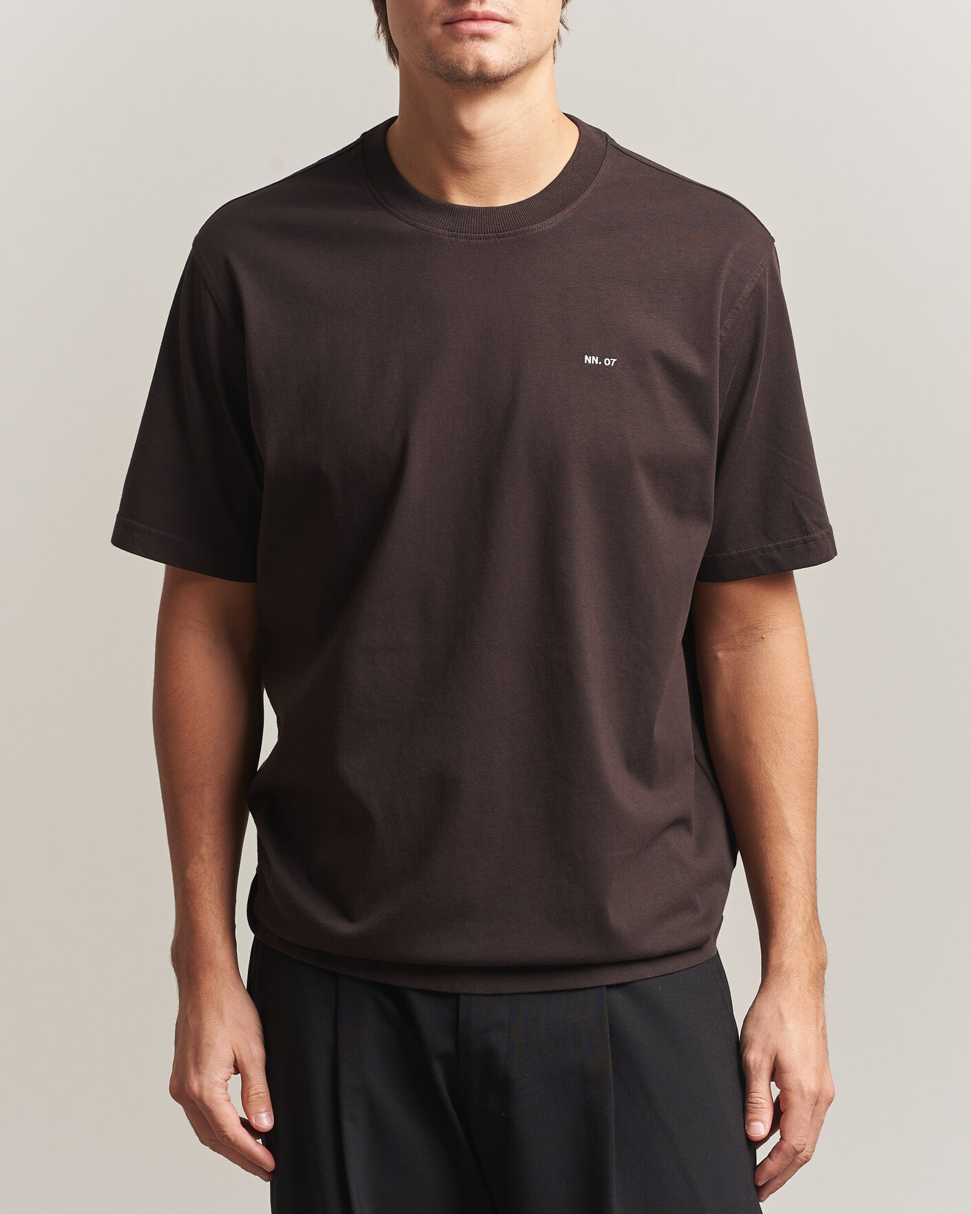 Heren | T-shirts | NN07 | Adam Crew Neck T-Shirt Deep Truffle
