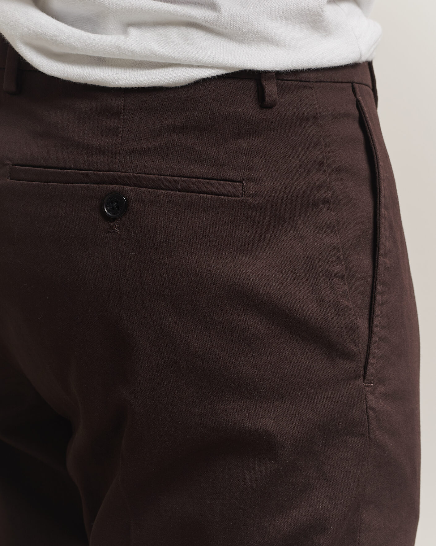 Heren | Broeken | NN07 | Bill Pleated Cotton Chinos Deep Truffle