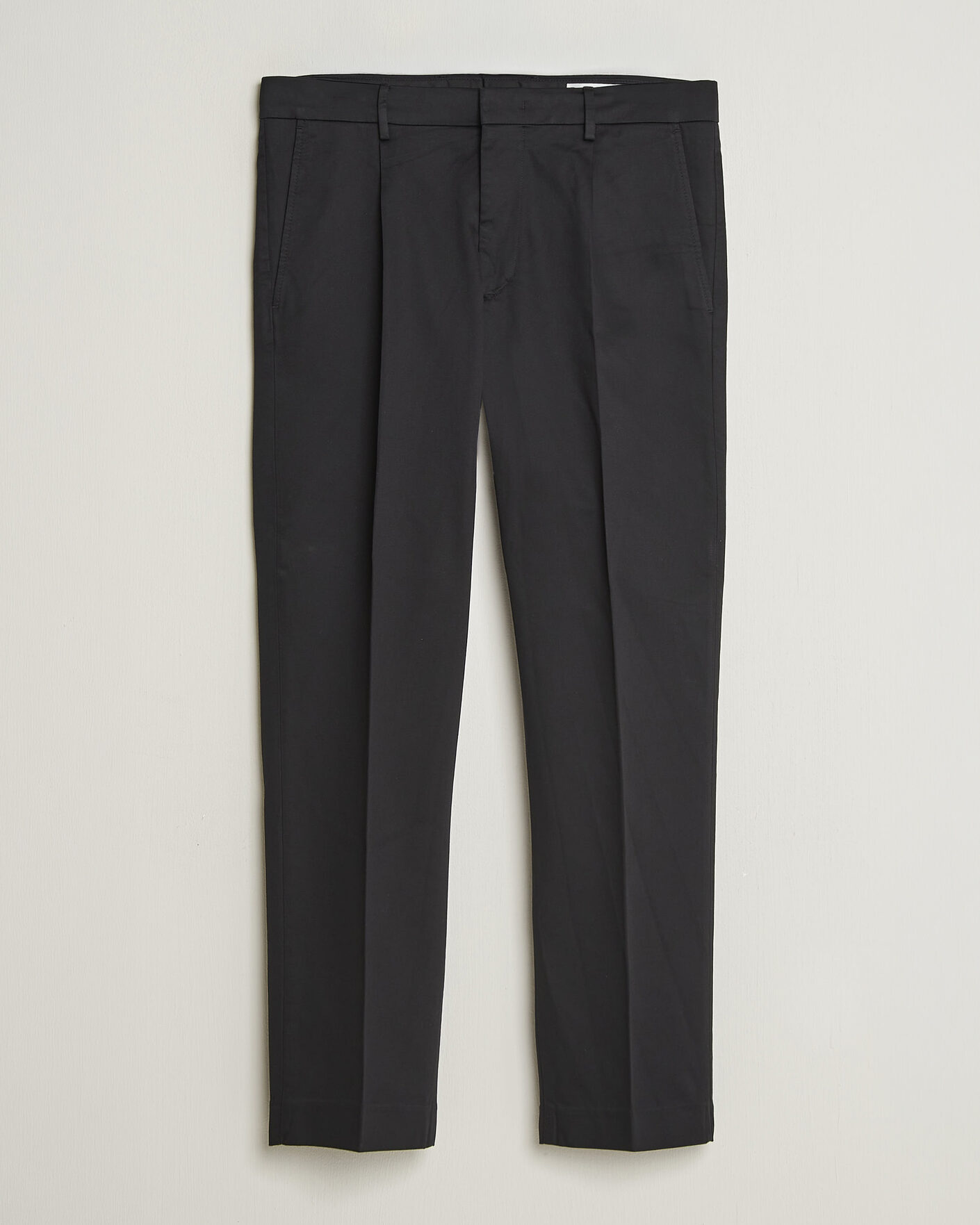 Heren | Broeken | NN07 | Bill Pleated Cotton Chinos Black