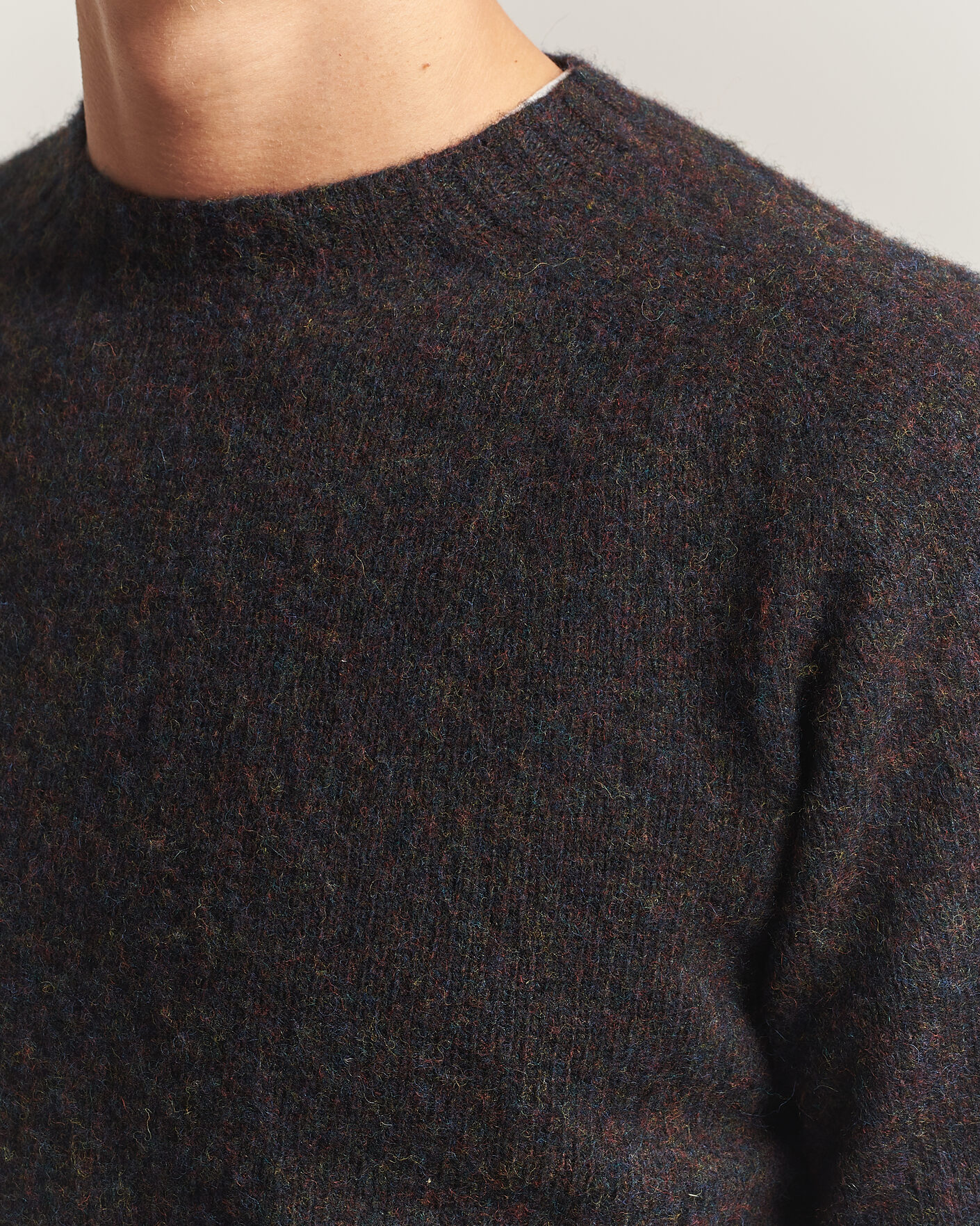 Heren | Truien | Harley Of Scotland | Brushed Supersoft Lambswool Crewneck Volcano