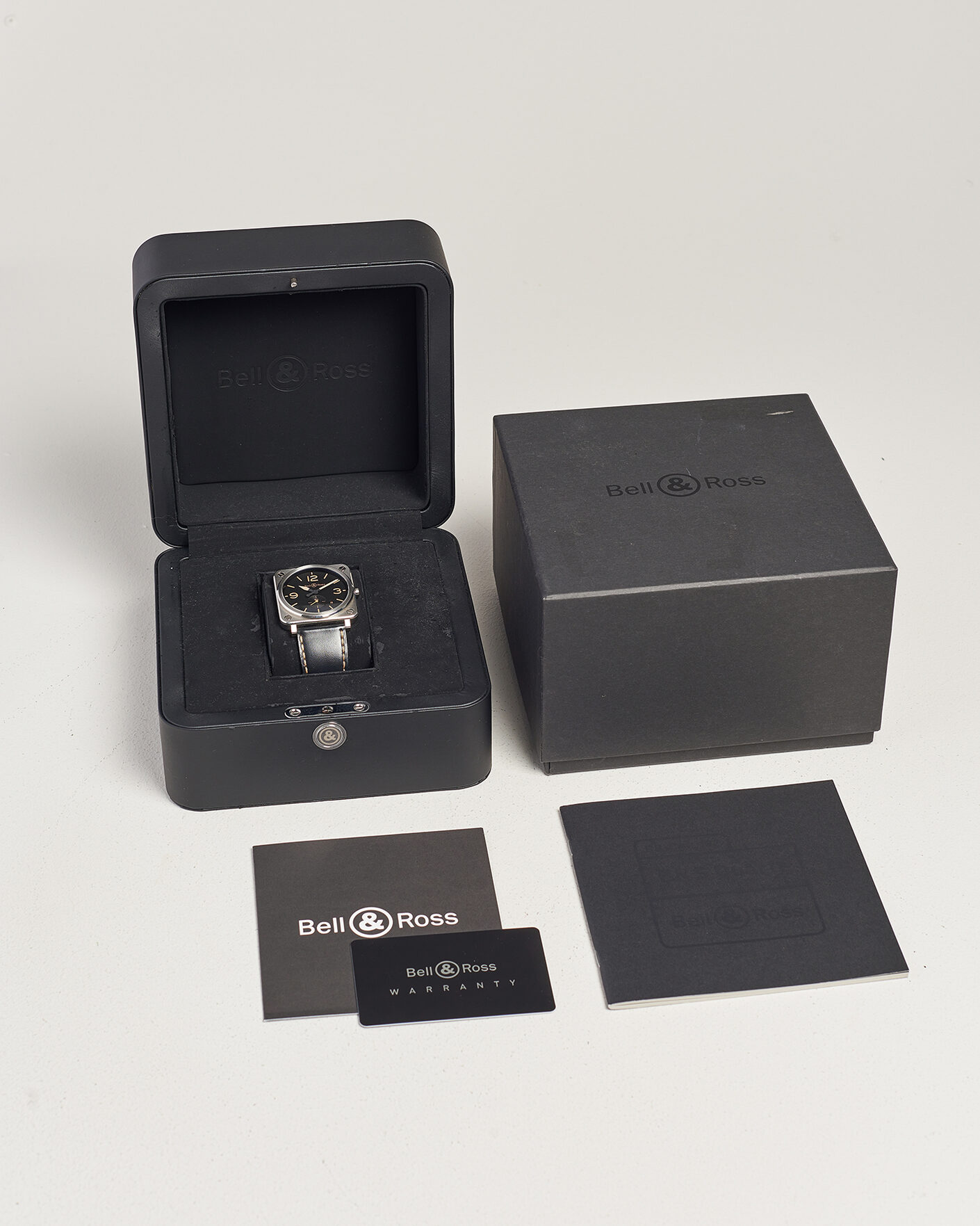 Heren | Pre-Owned & Vintage Watches | Bell & Ross Pre-Owned | BRS-64 