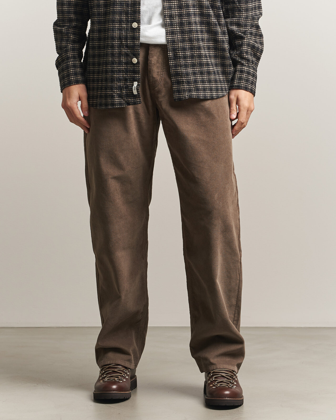 Heren | Broeken | Forét | Moor Relaxed Fit Corduroy Pants Faded Wood