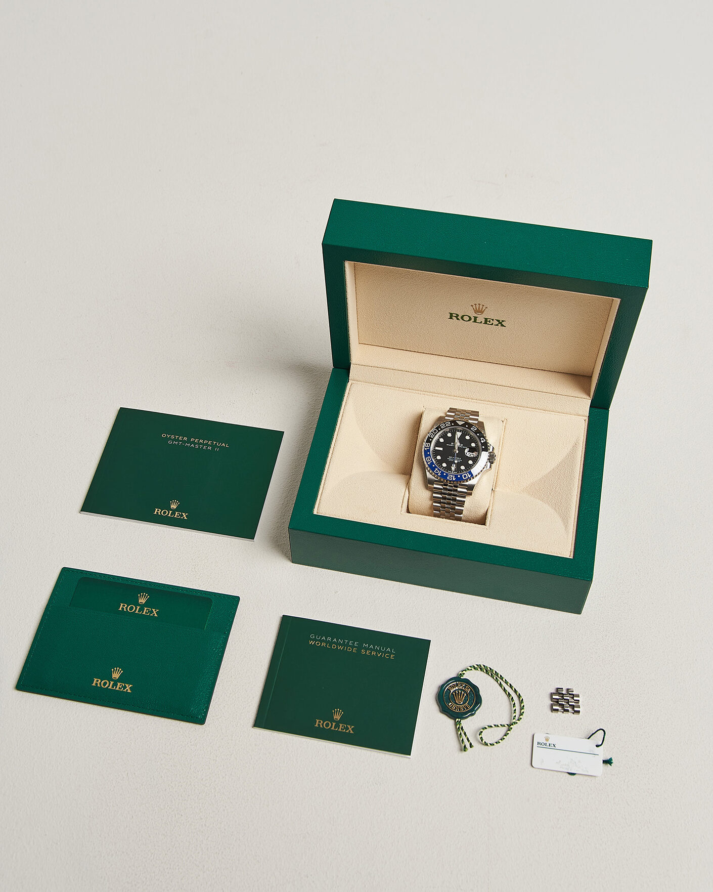Heren | Pre-Owned & Vintage Watches | Rolex Pre-Owned | GMT-Master II Batgirl
