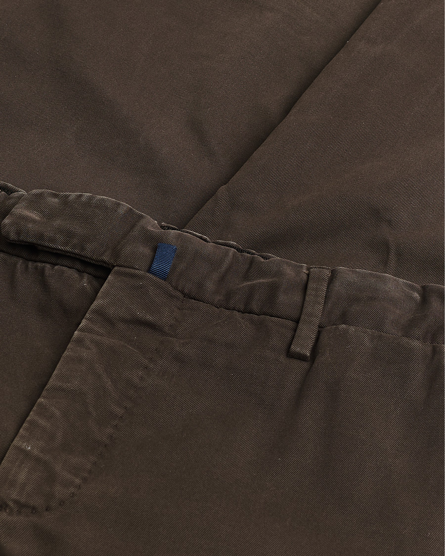 Heren | Pre-owned Broeken | Pre-owned | Incotex Slim Fit Cotton Stretch Chinos Dark Brown 48