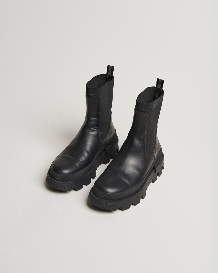 Heren | Moncler Neue Chelsea Boots Black 42 | Pre-owned | Moncler Neue Chelsea Boots Black 42