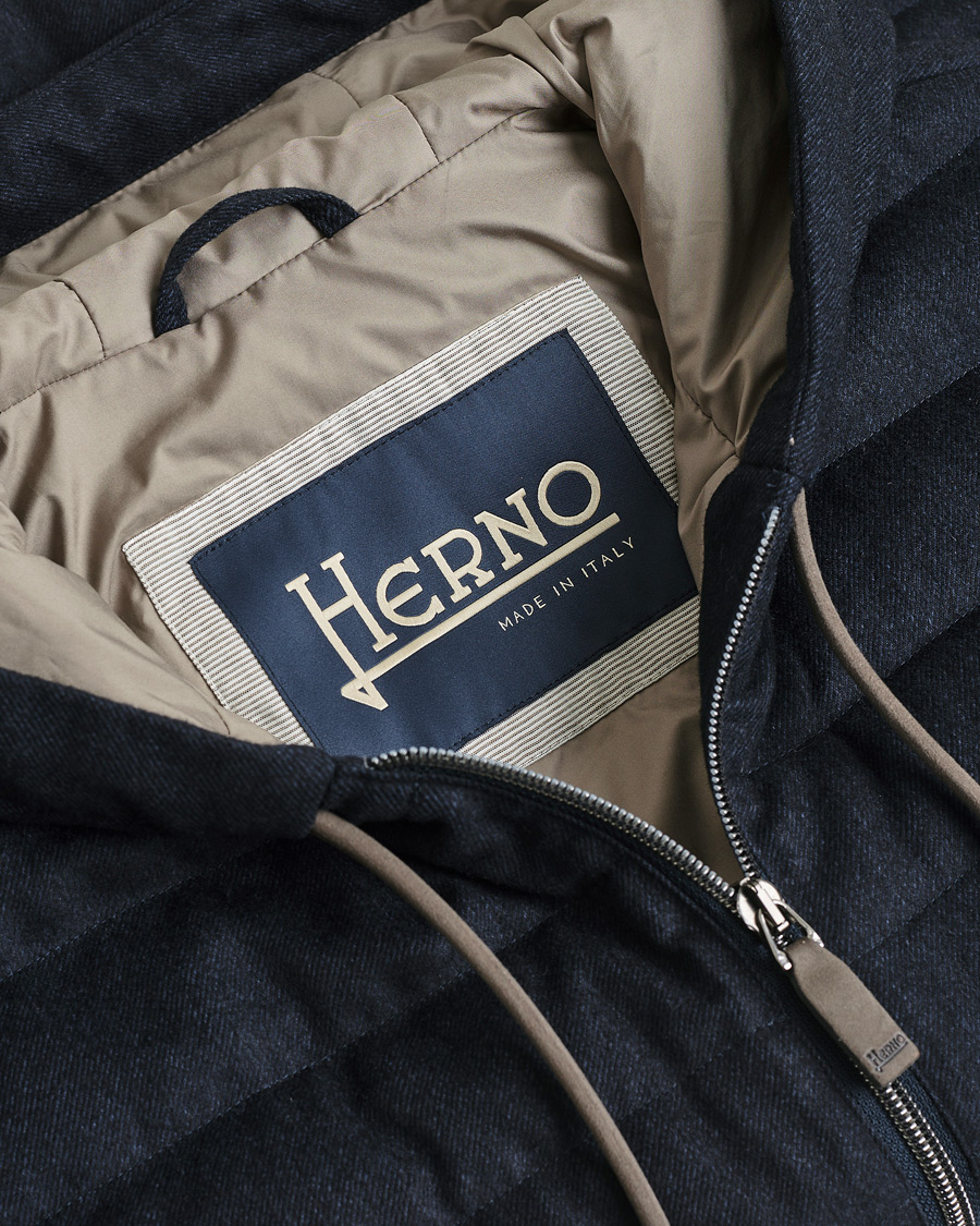 Heren | Pre-owned Jassen | Pre-owned | Herno Hooded Flannel Cashmere & Silk Vest Navy 52