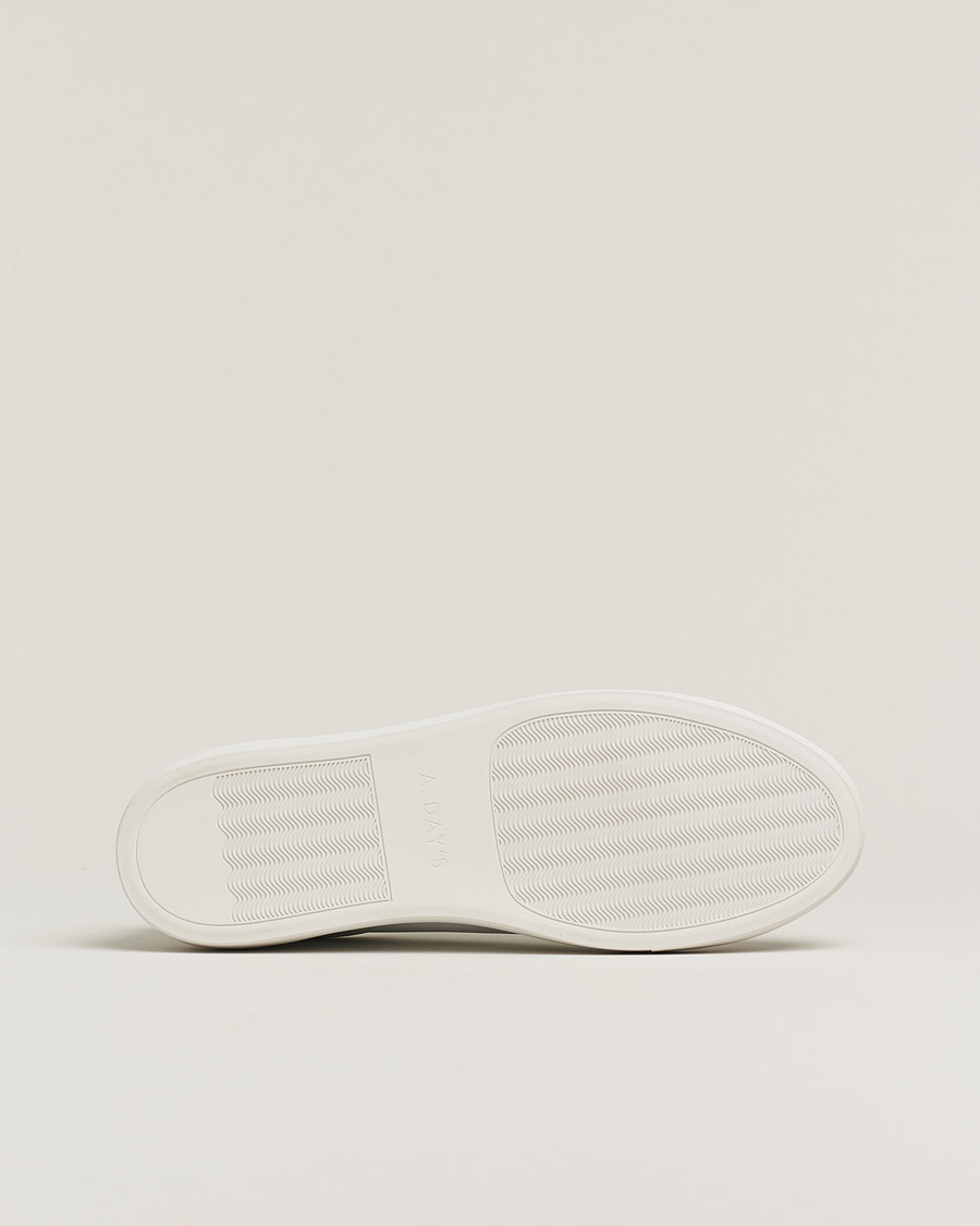 Heren | A Day's March Leather Marching Sneaker White | Pre-owned | A Day's March Leather Marching Sneaker White