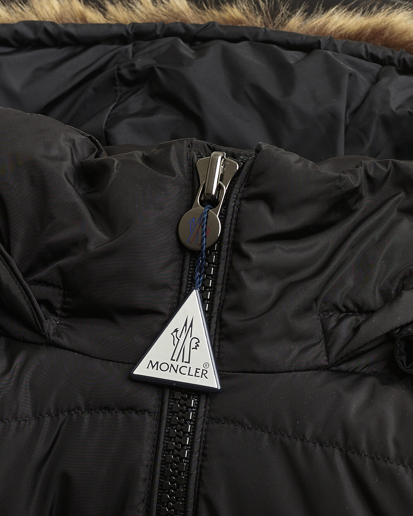 Heren | Pre-owned Jassen | Pre-owned | Moncler Maya Faux Fur Jacket Black 2 - M