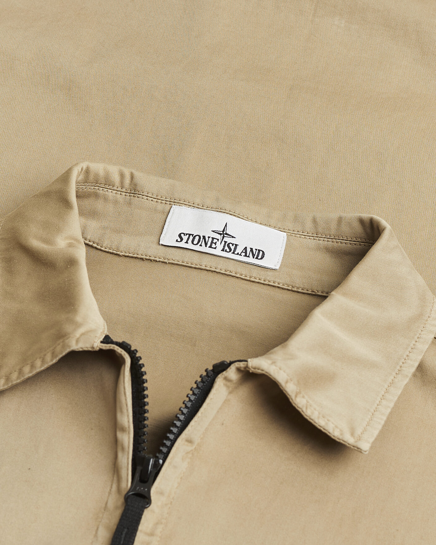 Heren | Pre-owned Jassen | Pre-owned | Stone Island Cotton Stretch Zip Overshirt Biscuit XL