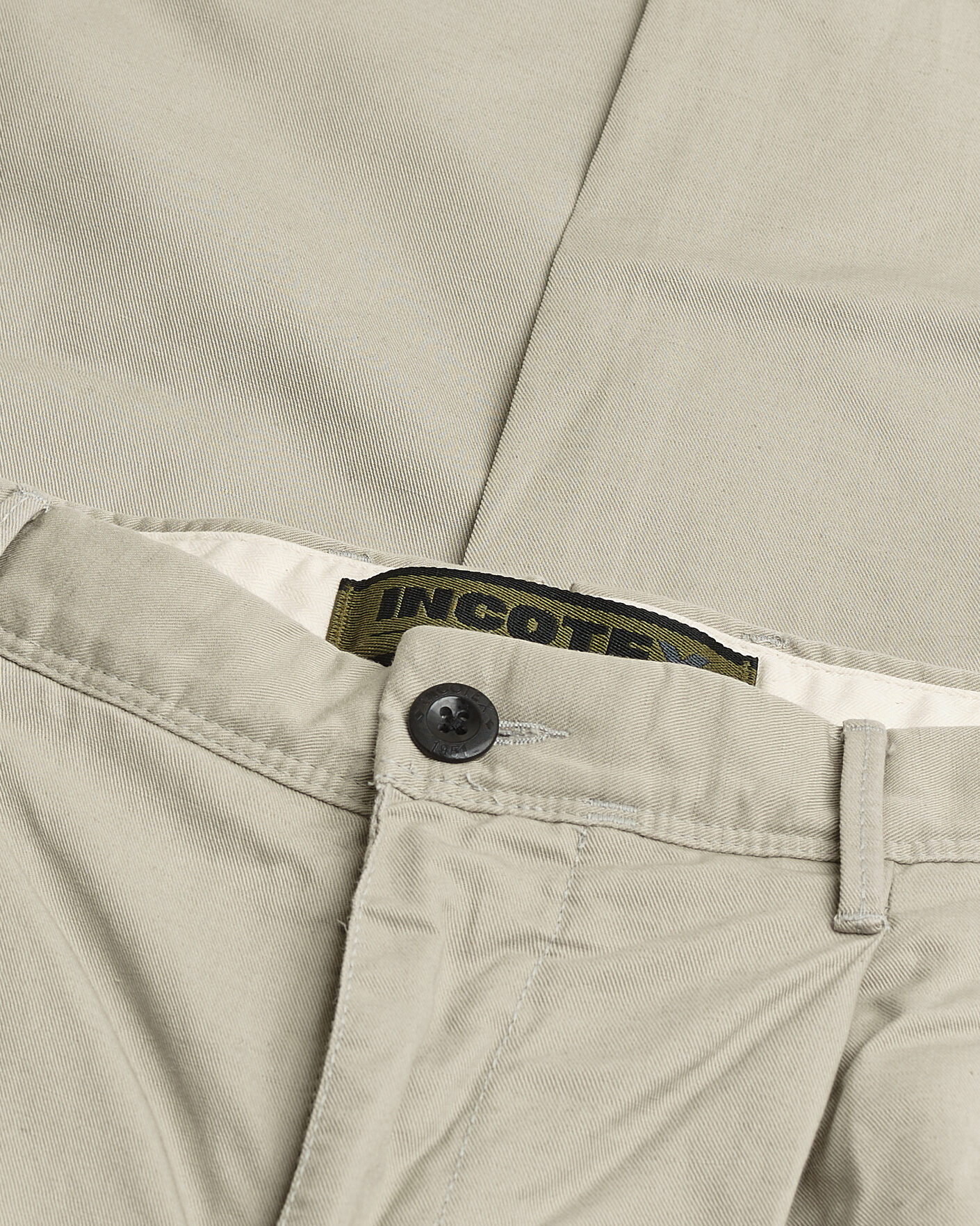 Heren | Pre-owned Broeken | Pre-owned | Incotex Tapered Fit Pleated Linen Slacks Light Beige W33