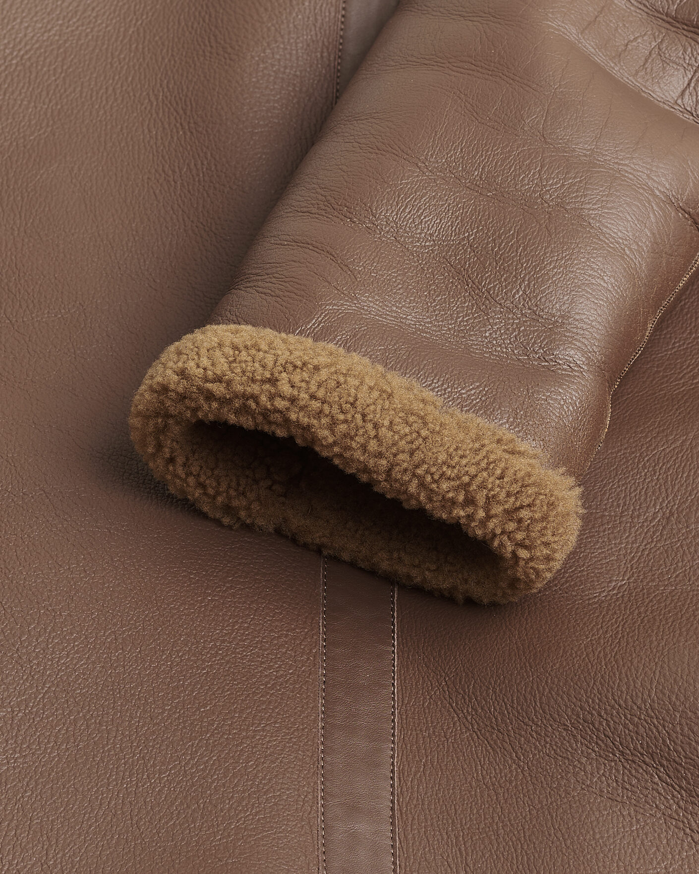 Heren | Pre-owned Jassen | Pre-owned | Tiger of Sweden Dace Shearling Jacket Brown M