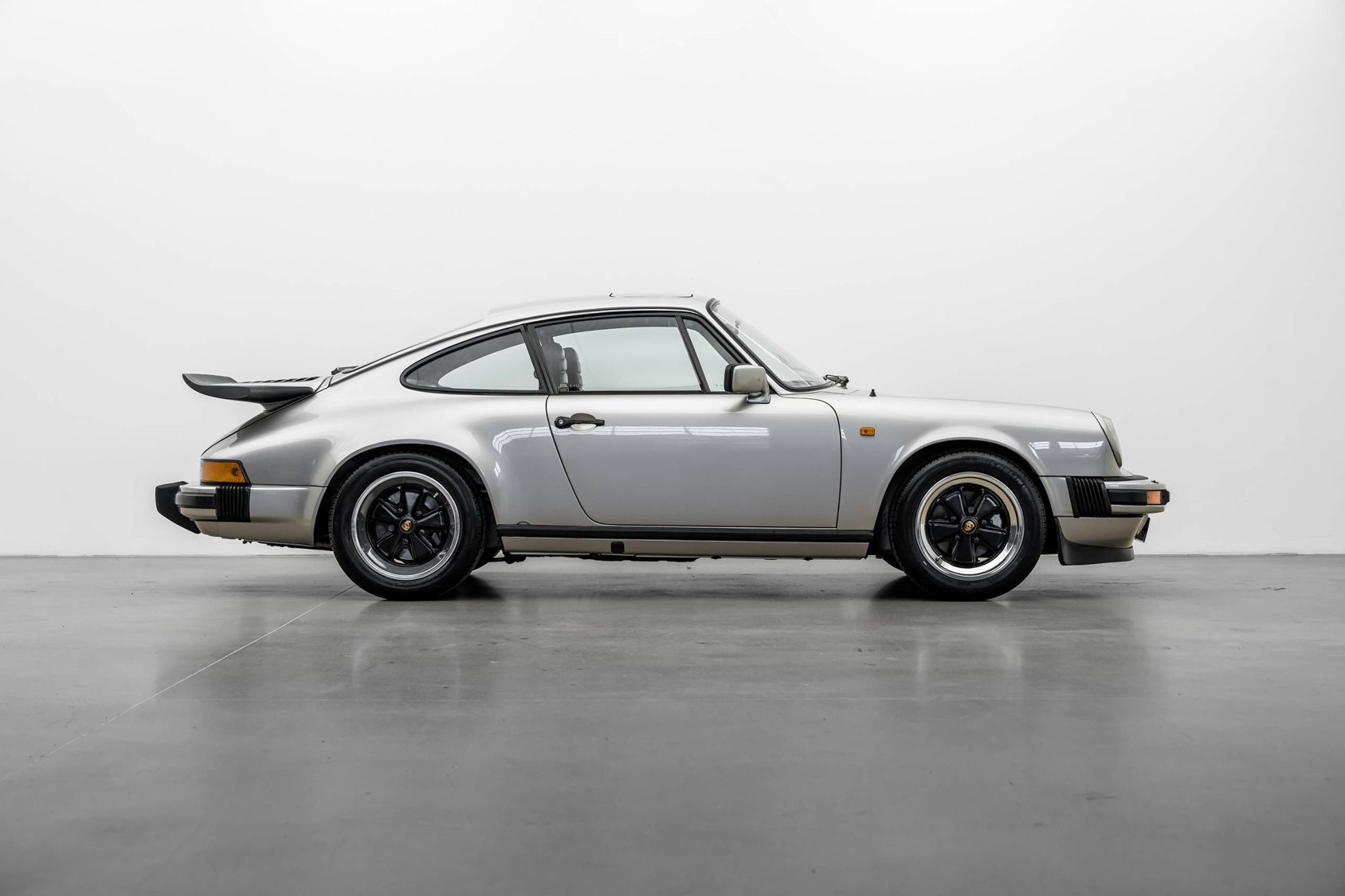 Heren | | Pre-Owned & Vintage Cars | Porsche 911 SC ***SOLD***
