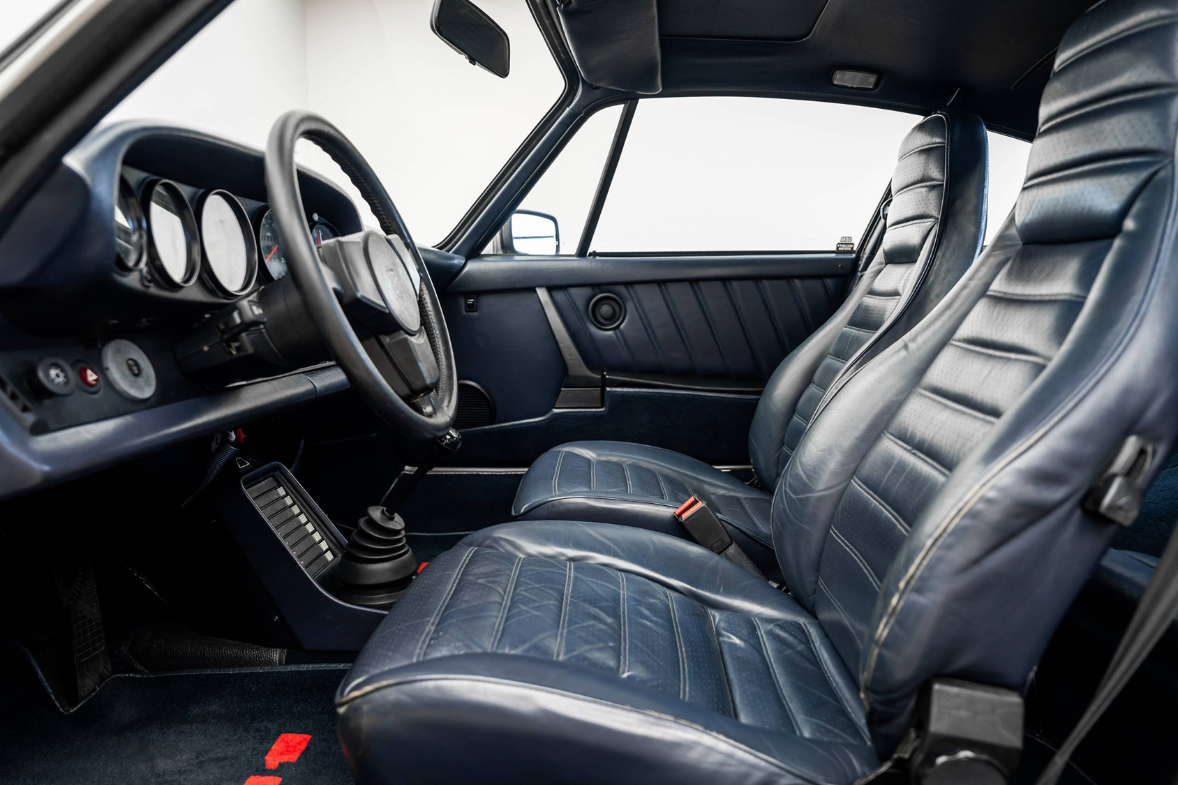 Heren | | Pre-Owned & Vintage Cars | Porsche 911 SC ***SOLD***