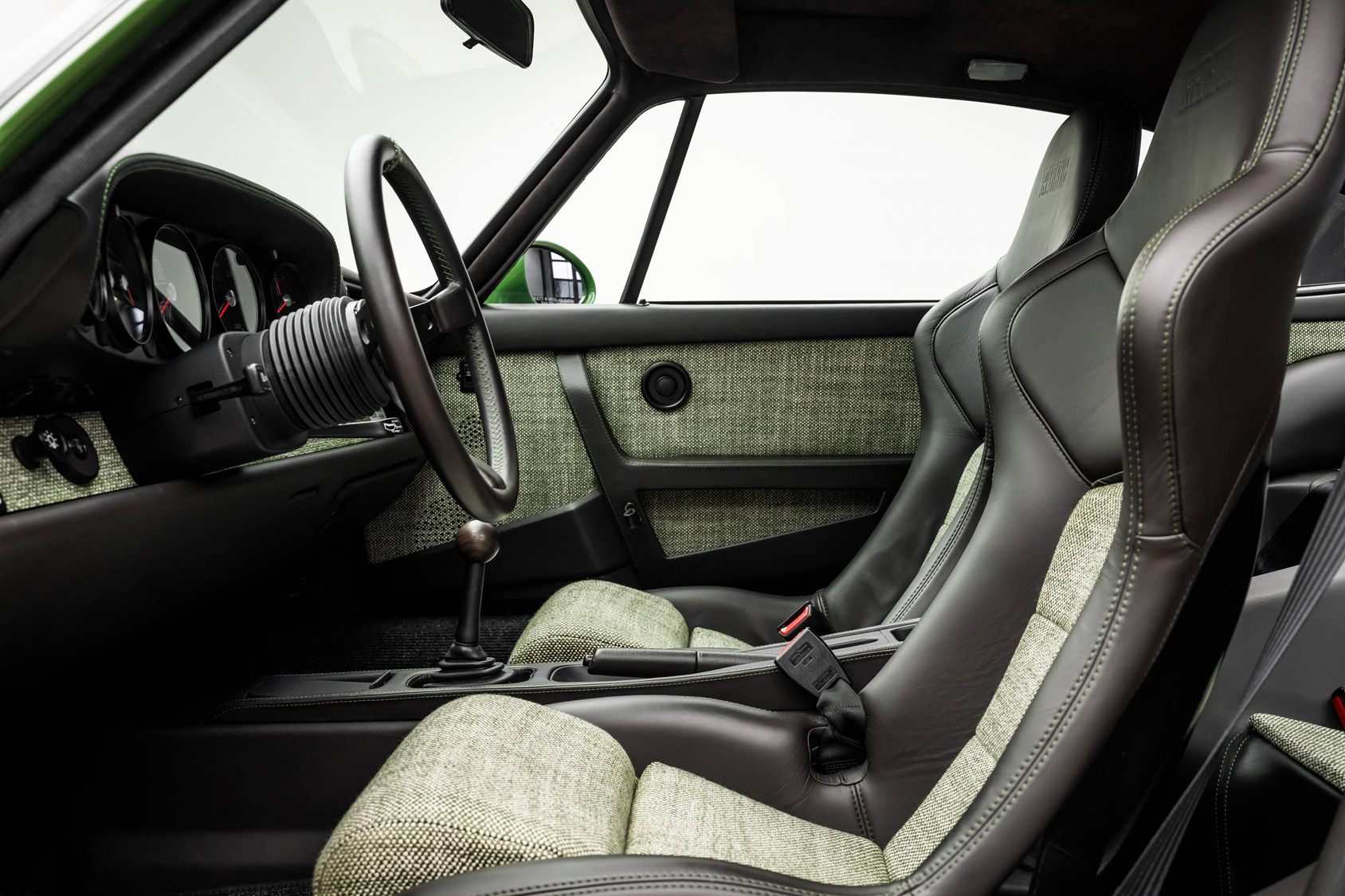 Heren | | Pre-Owned & Vintage Cars | Porsche 911 Carrera 4 “Redrum” ***SOLD***