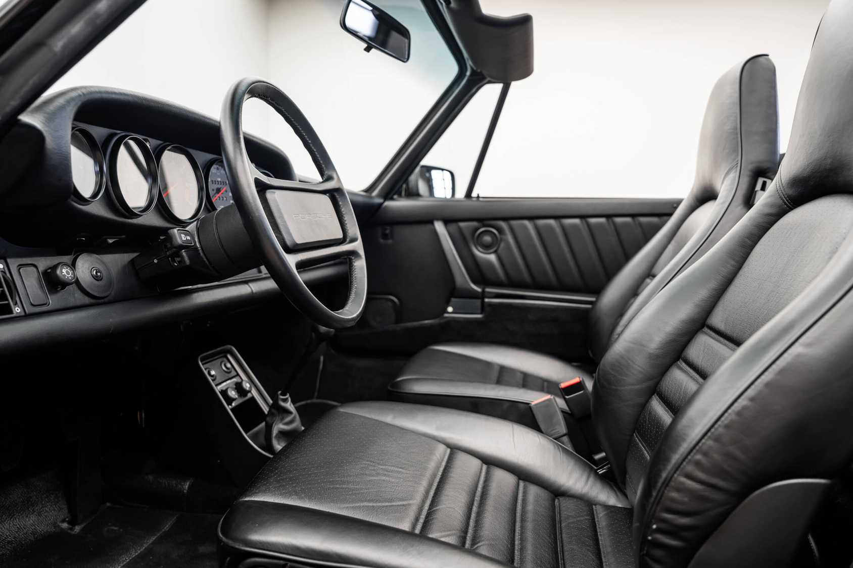 Heren | | Pre-Owned & Vintage Cars | Porsche 911 Carrera WTL Cab ***SOLD***